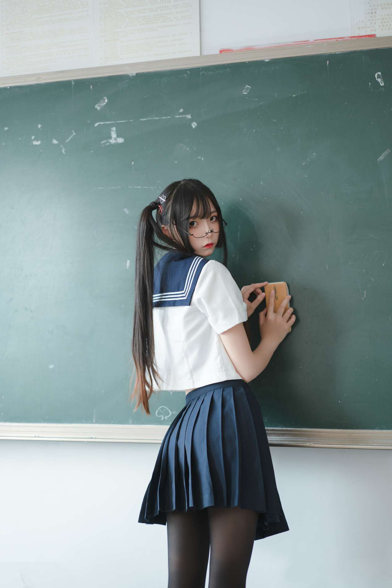 清纯少女五更百鬼 – 要一起学习吗 [8P]