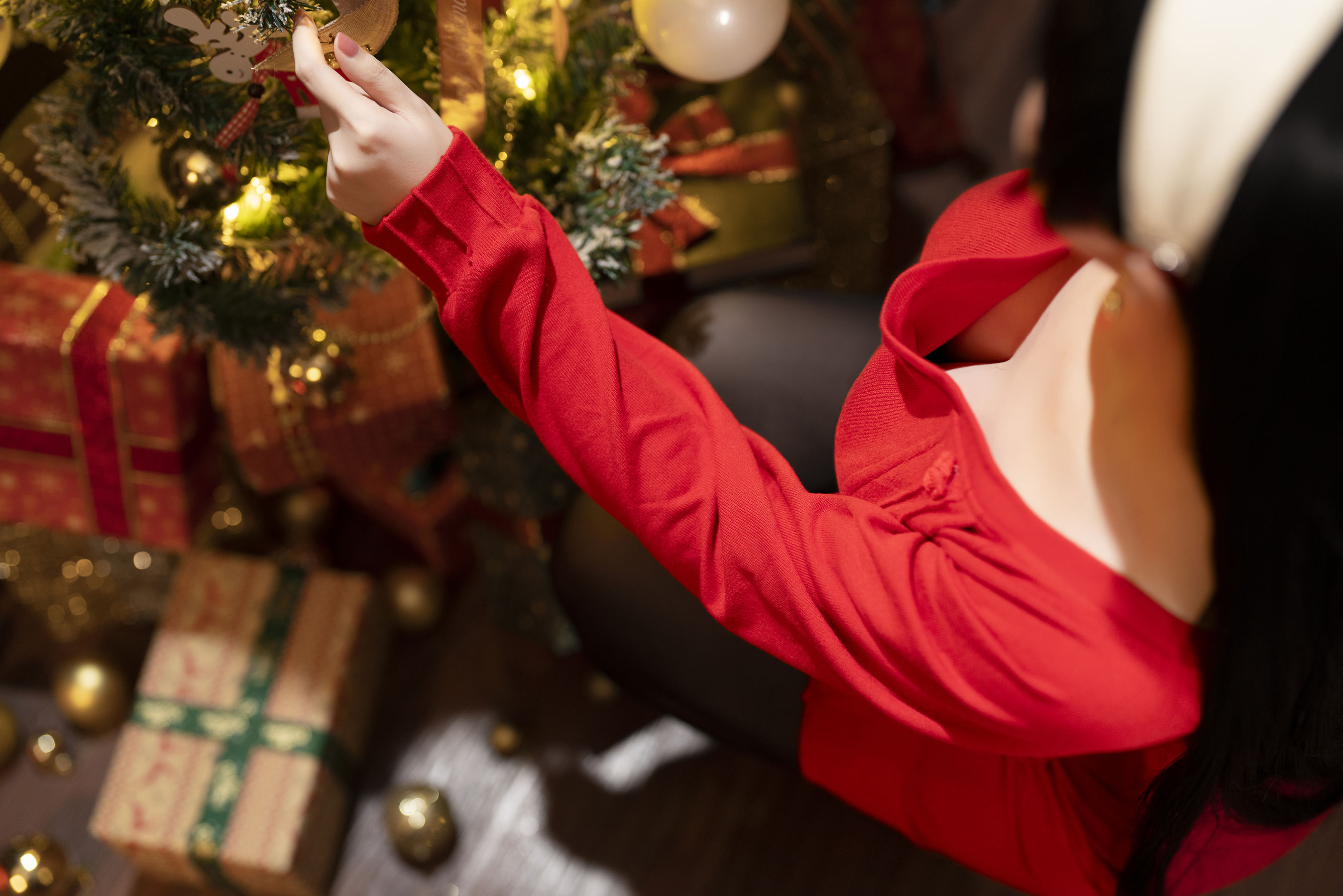 Coser小姐姐星之迟迟 – 圣诞节 约尔 私服 [44P]