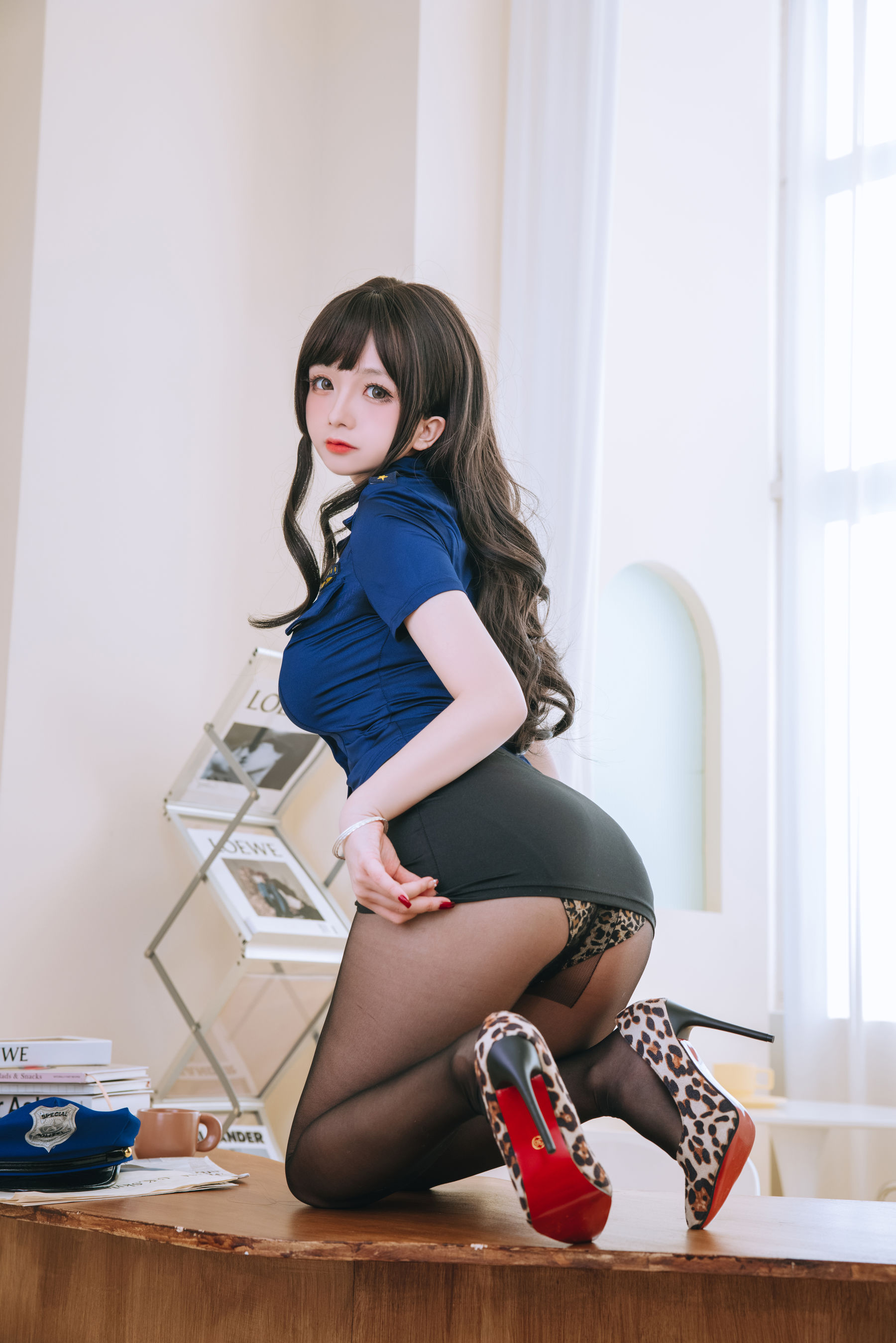 Cosplay日奈娇 – 豹纹女警 [109P]