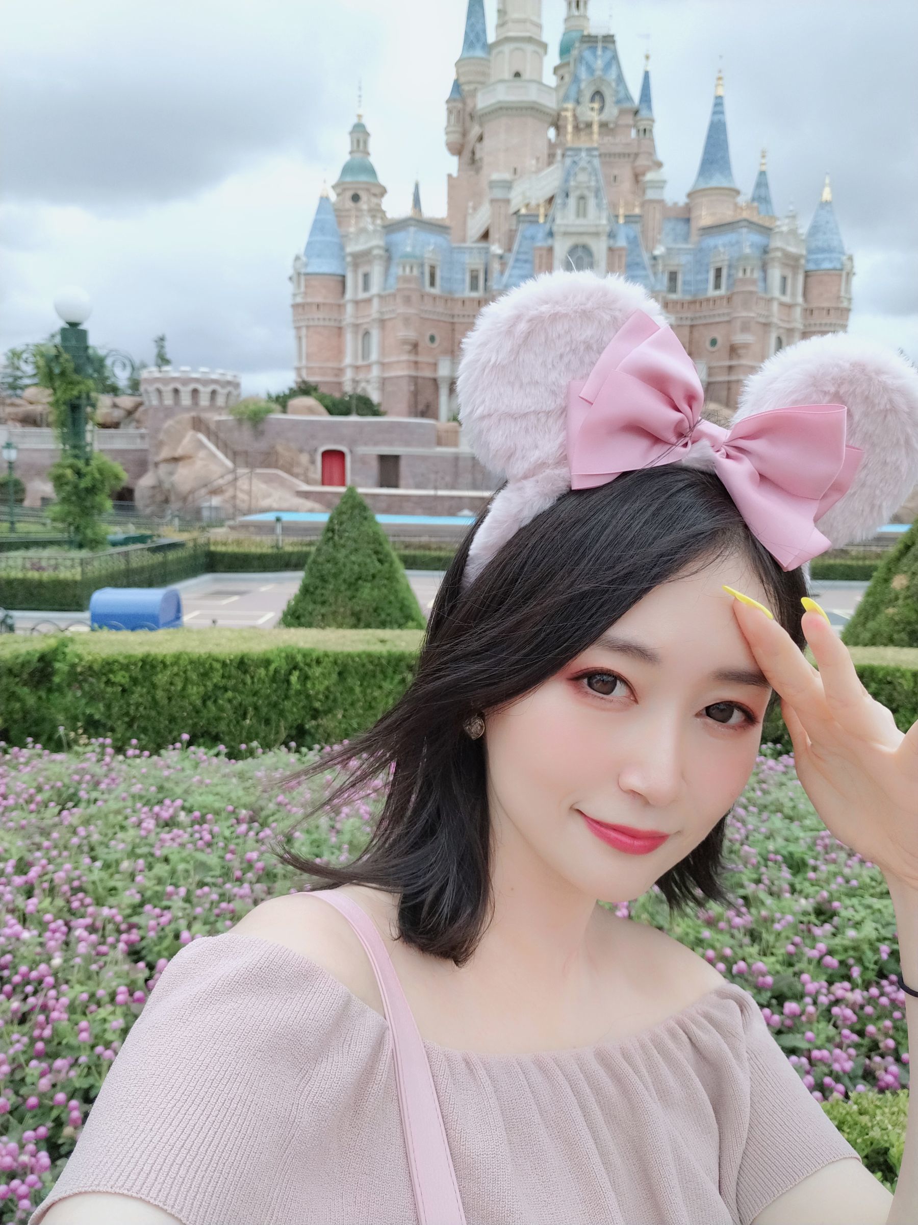 Coser小姐姐白银 – 小猪佩奇 [78P]