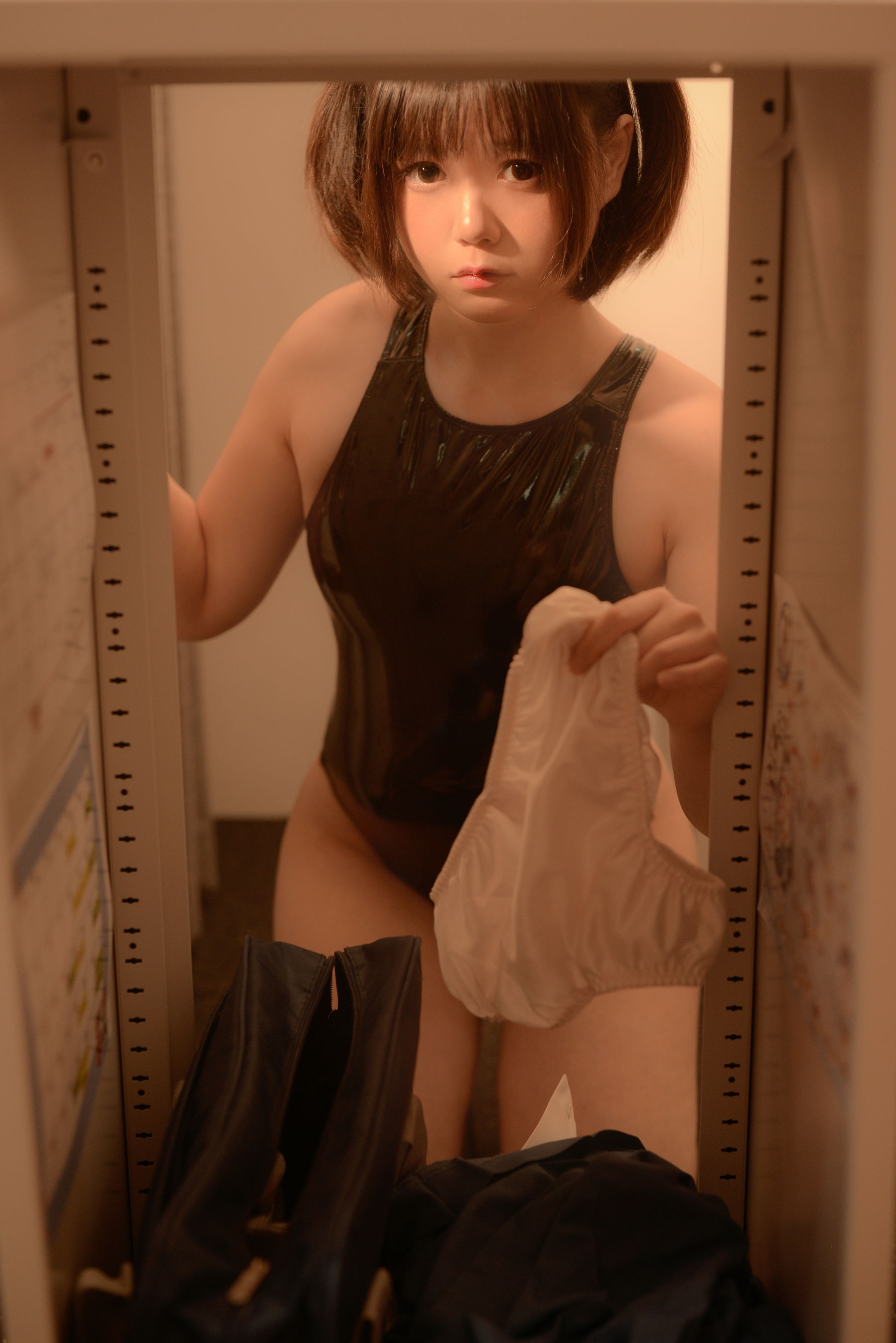 きょう肉肉 Vol.18 Latex Catsuit Girl ラテックス [52P]