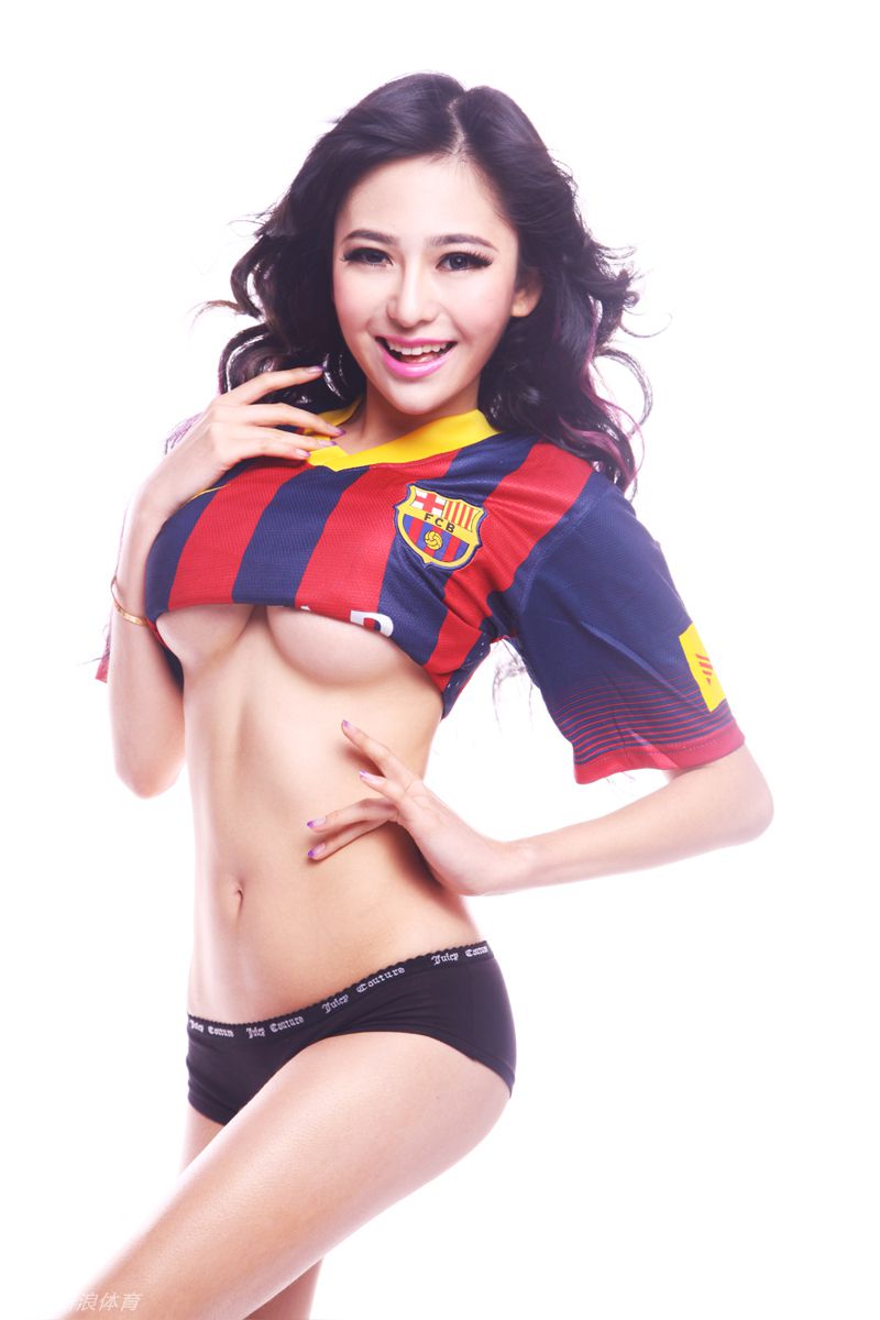 吴沐熙(吴昕忆) – 性感足球宝贝 [90P]