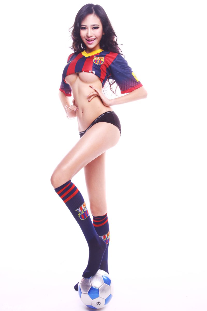 吴沐熙(吴昕忆) – 性感足球宝贝 [90P]