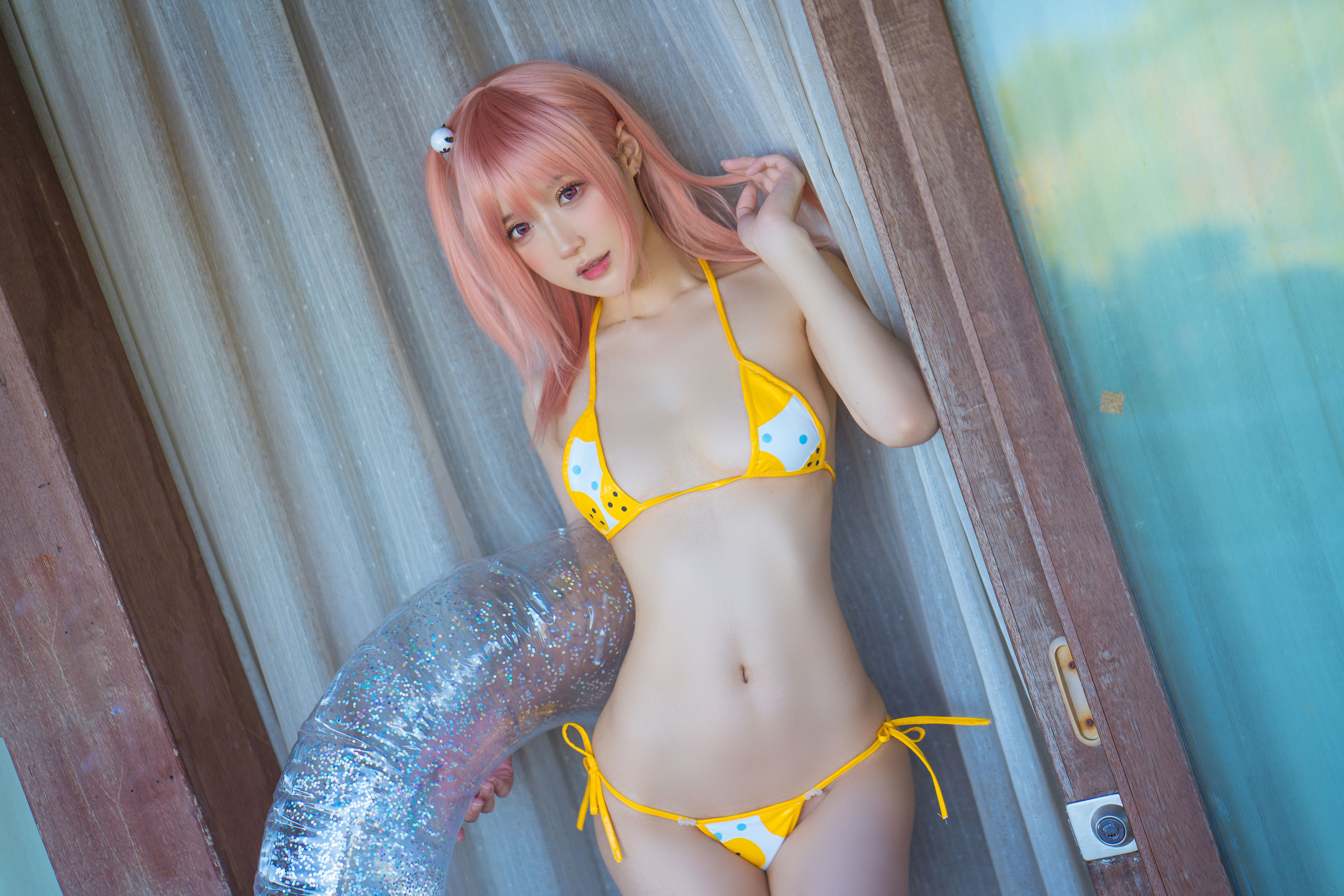 动漫博主阿包也是兔娘 – 生或死联动 碧蓝航线 穗香泳装 [30P]