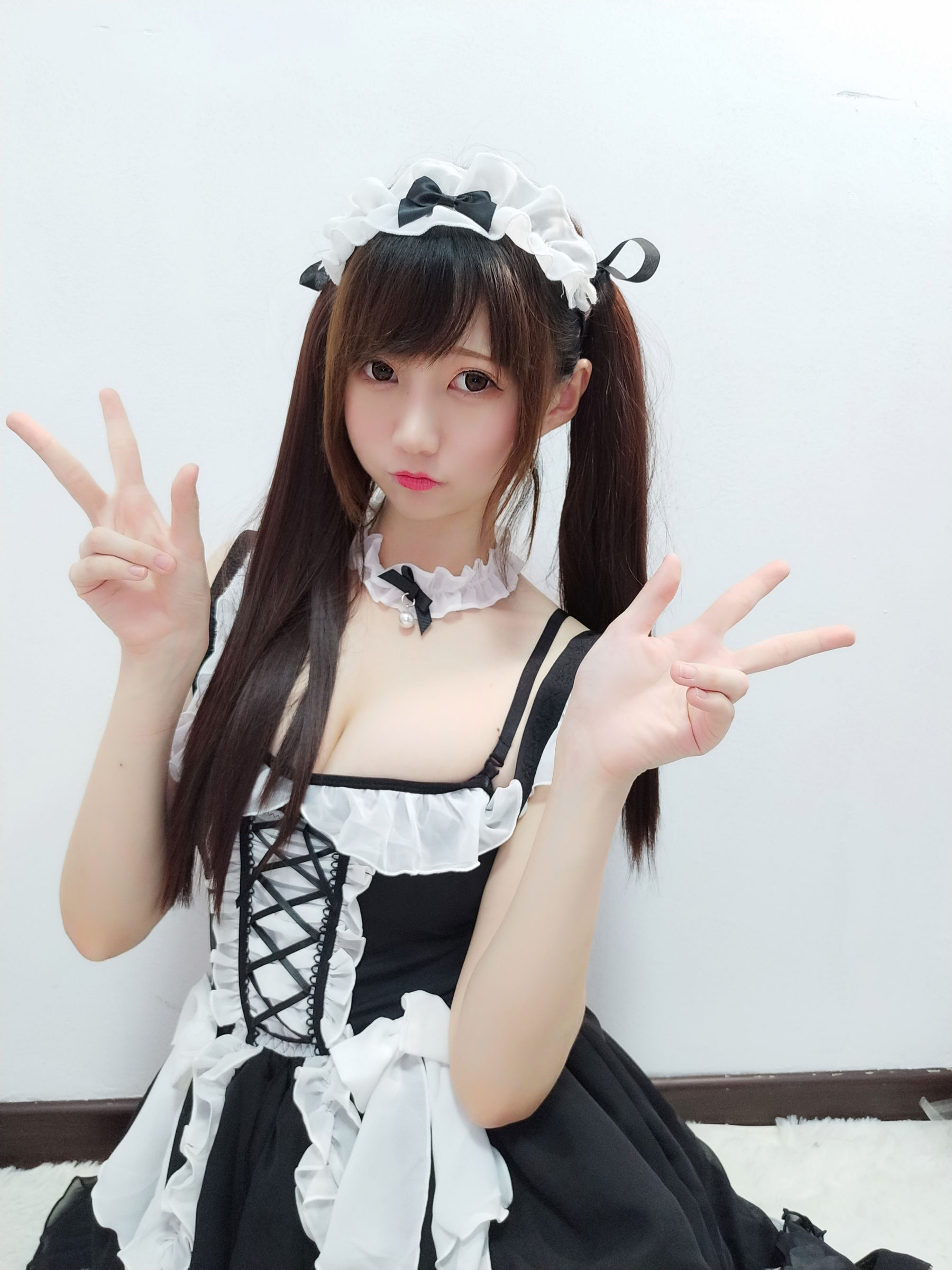 NAGISA魔物喵 – 女仆小姐 [9P]