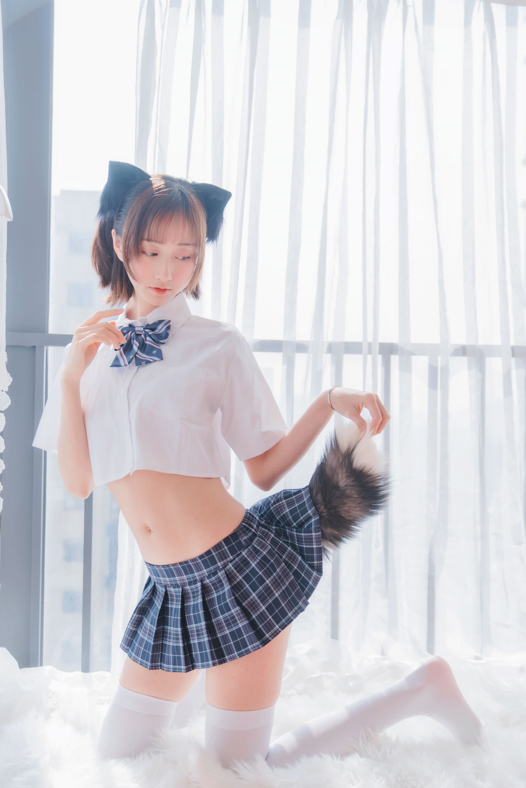 萌系小姐姐木绵绵OwO – 怀中猫 [68P]