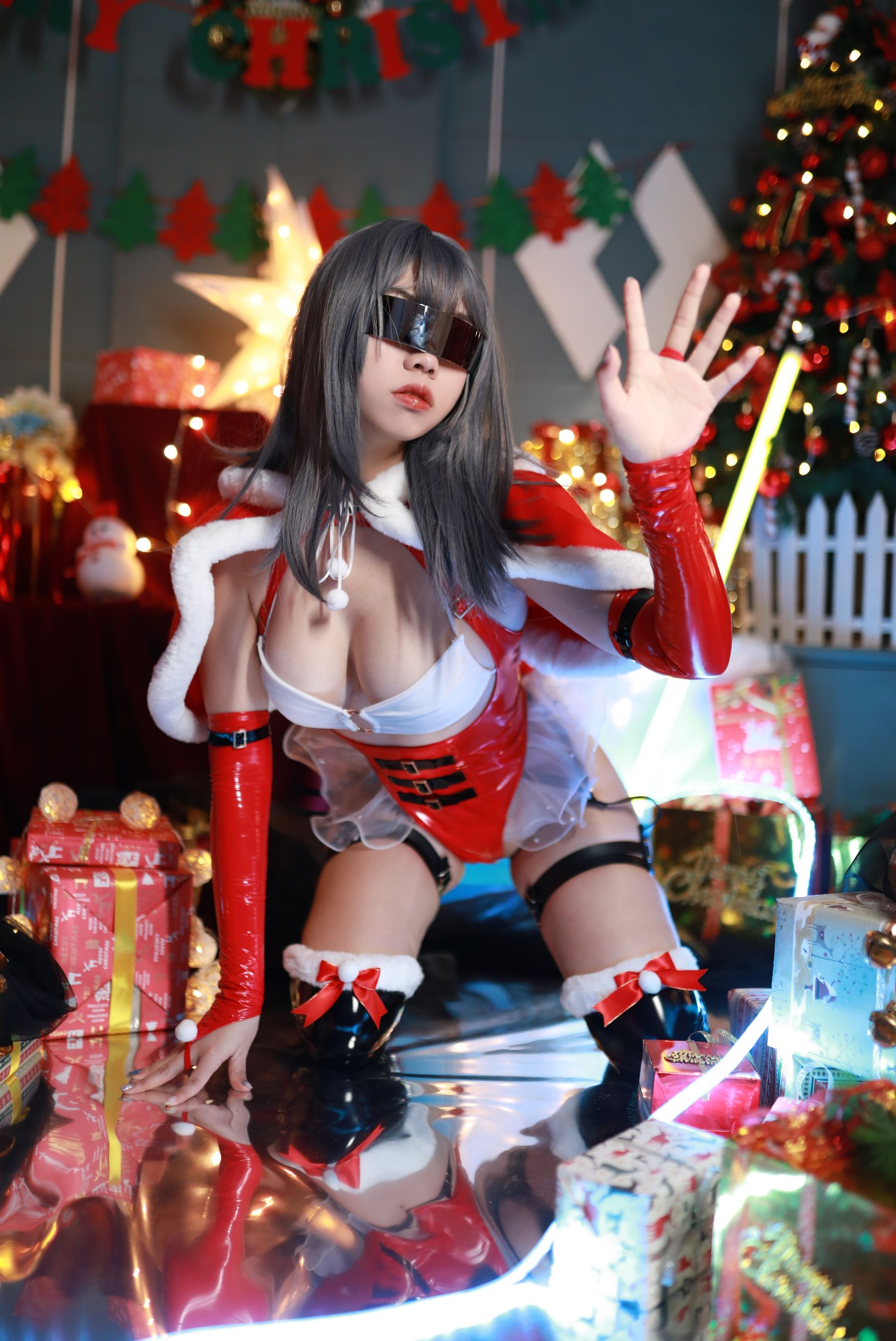 啊日日_Ganlory – 圣诞 [45P]