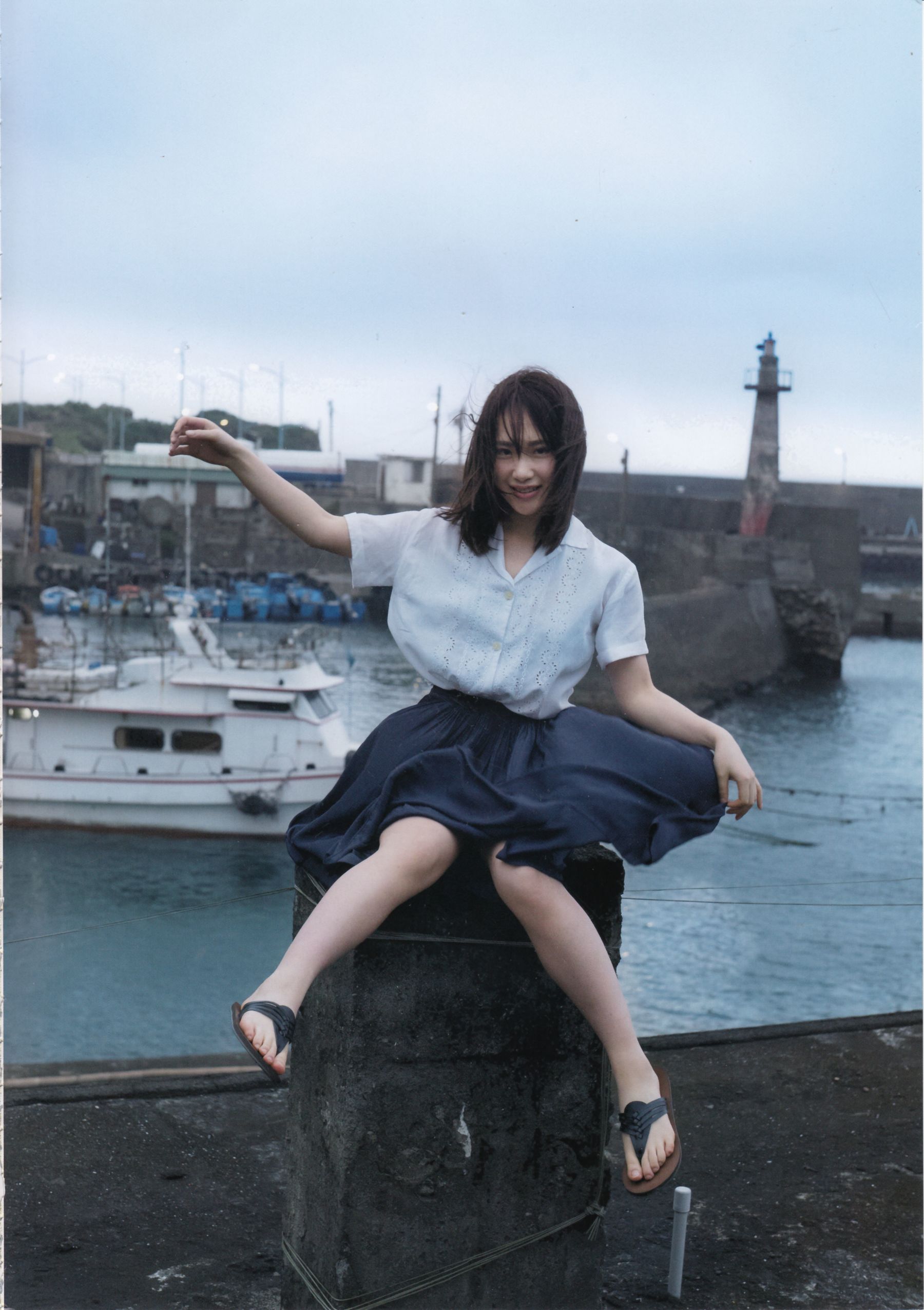 [pb] Juri Takahashi 高橋朱里 曖昧な自分 [122P]