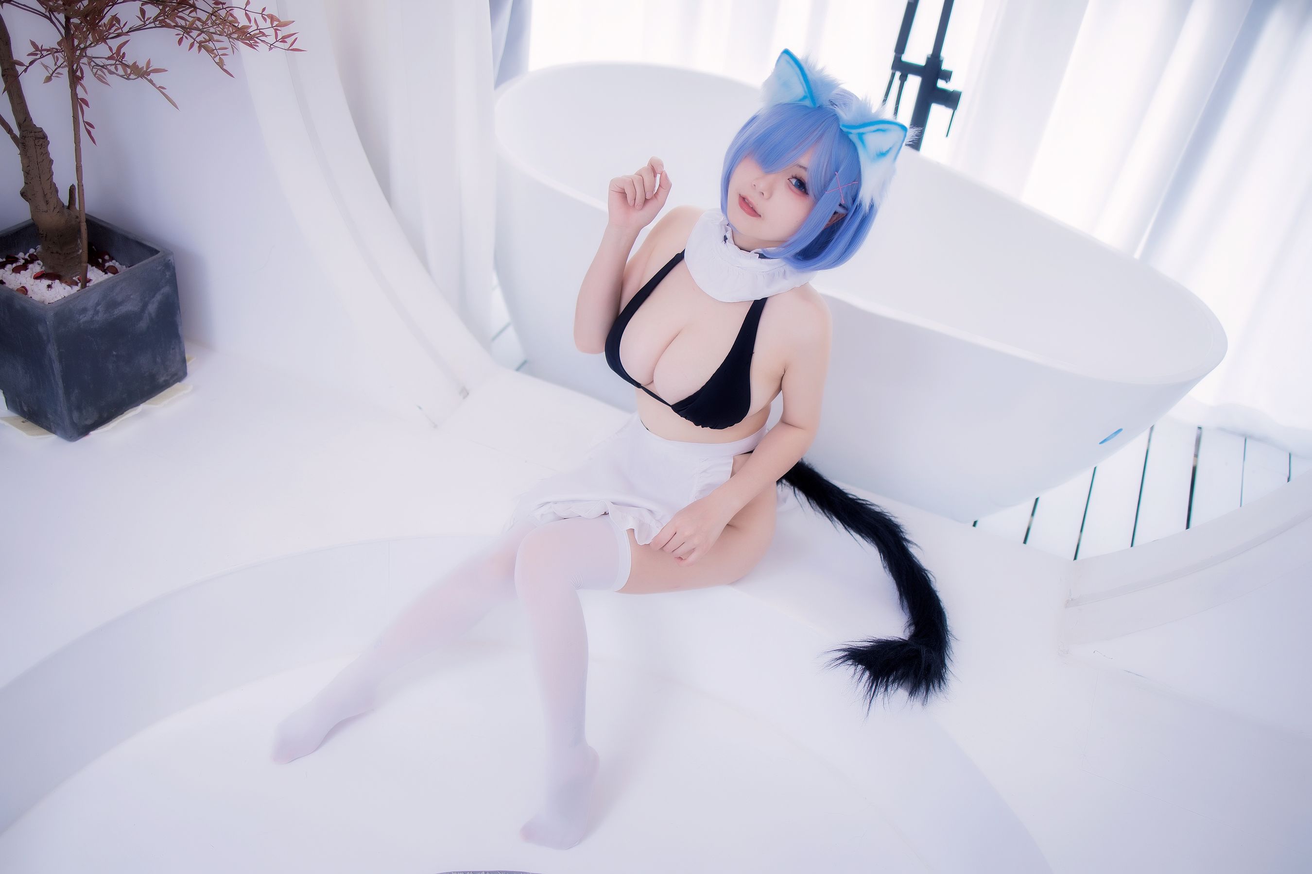 末夜787 – 蕾姆女仆泳装 [47P]