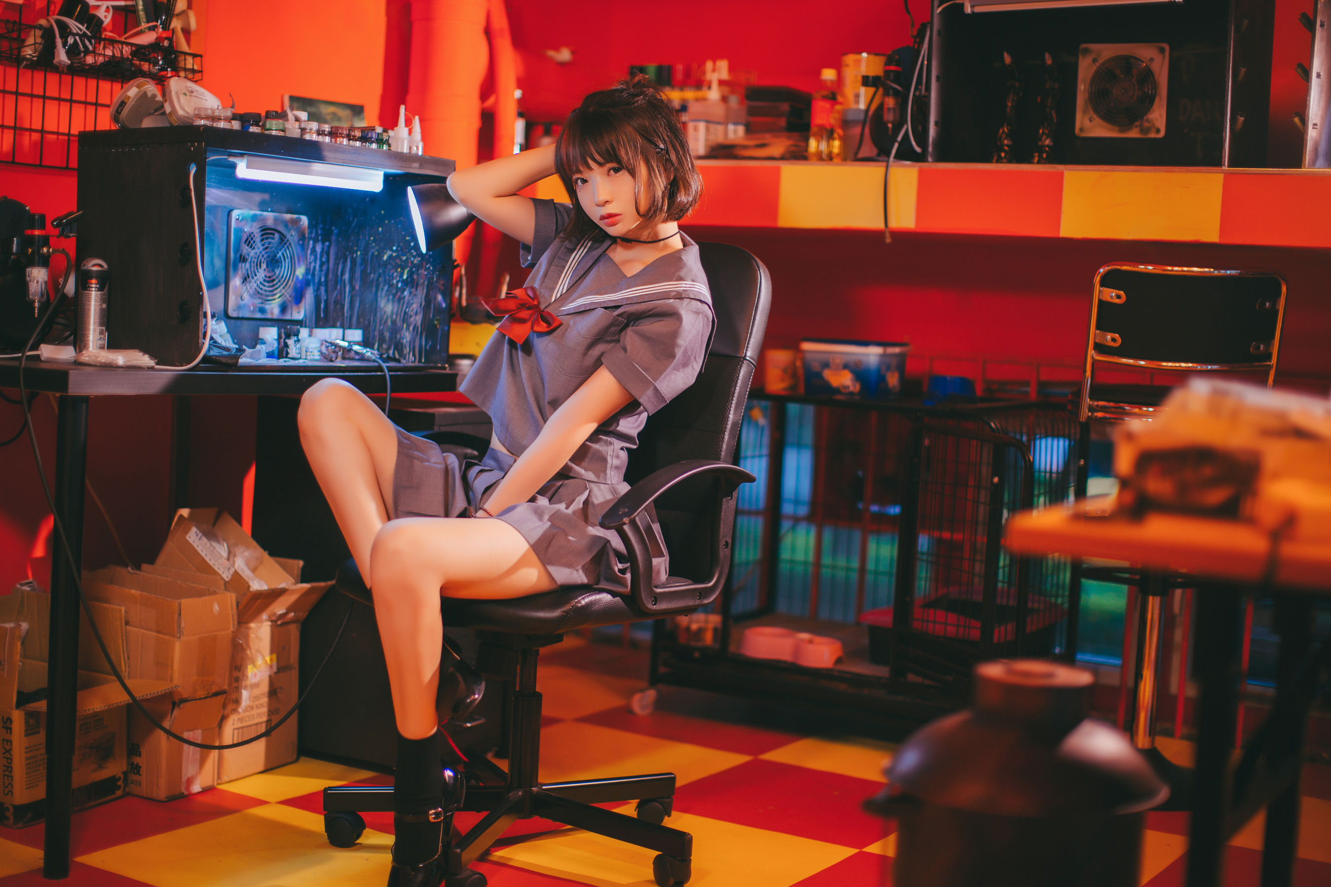 [萝莉COS] 疯猫ss《被囚禁的少女》 [44P]