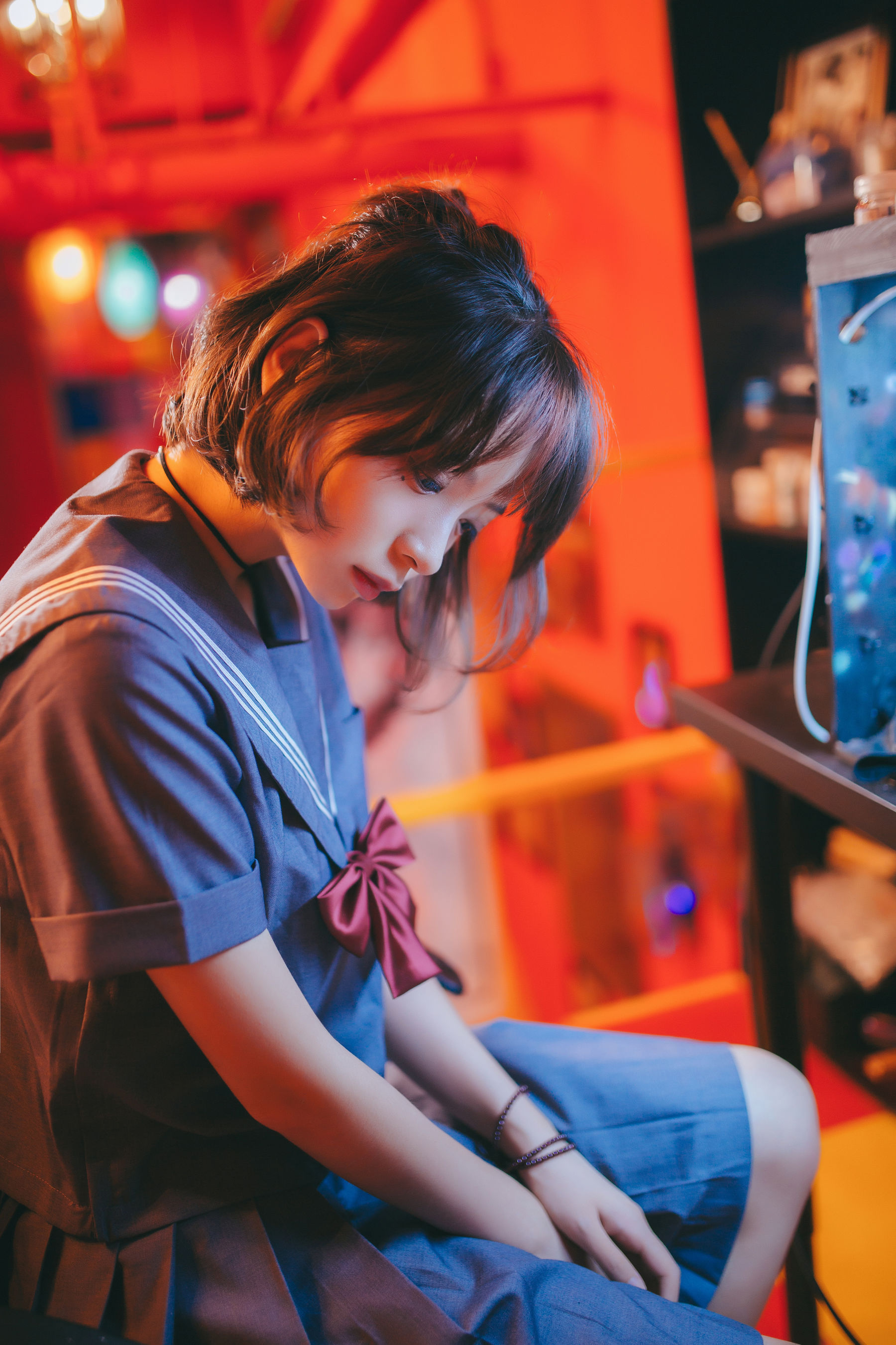 [萝莉COS] 疯猫ss《被囚禁的少女》 [44P]