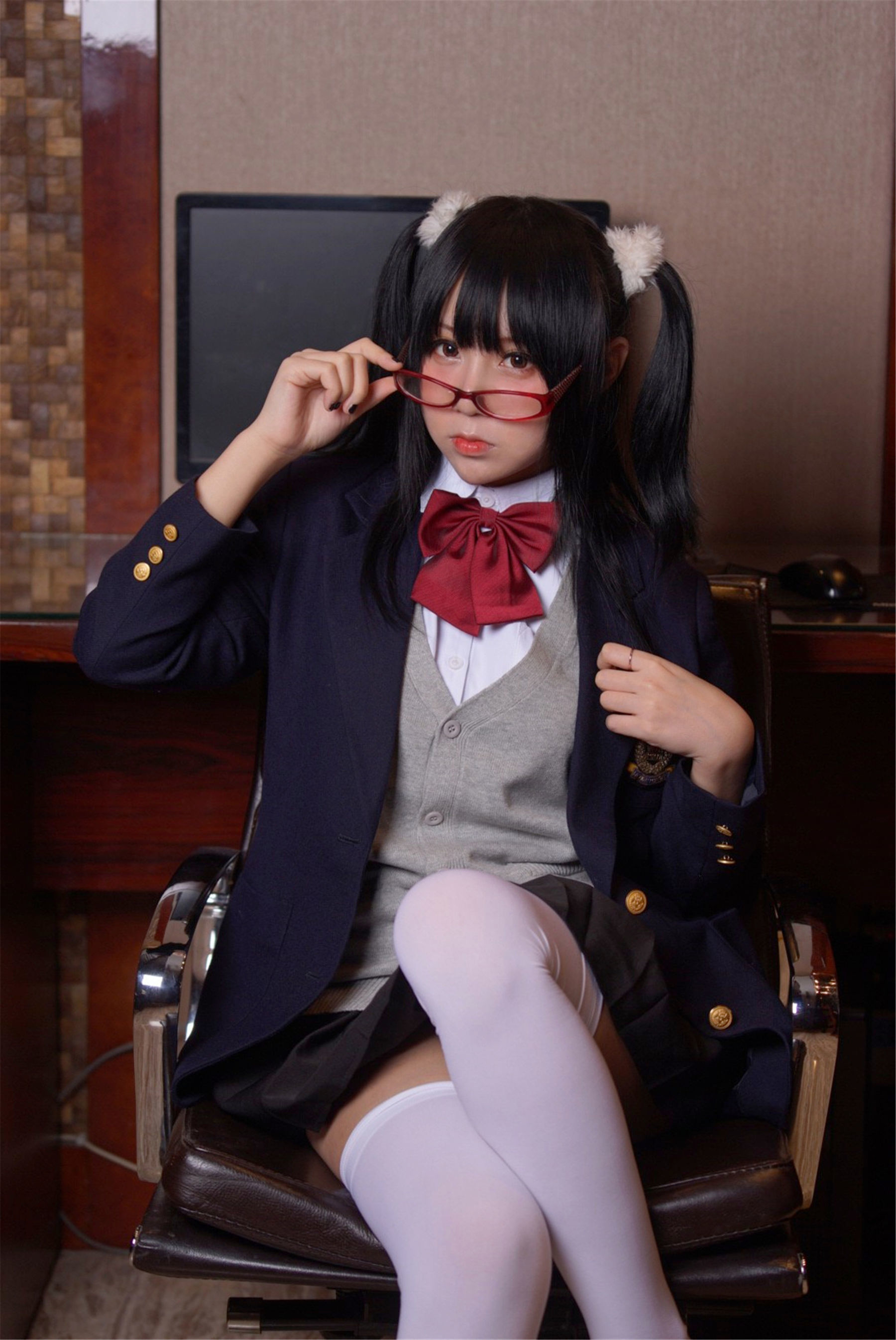 [萝莉COS] 白银&#038;摇摇乐 – 姐妹丝诱 [107P]