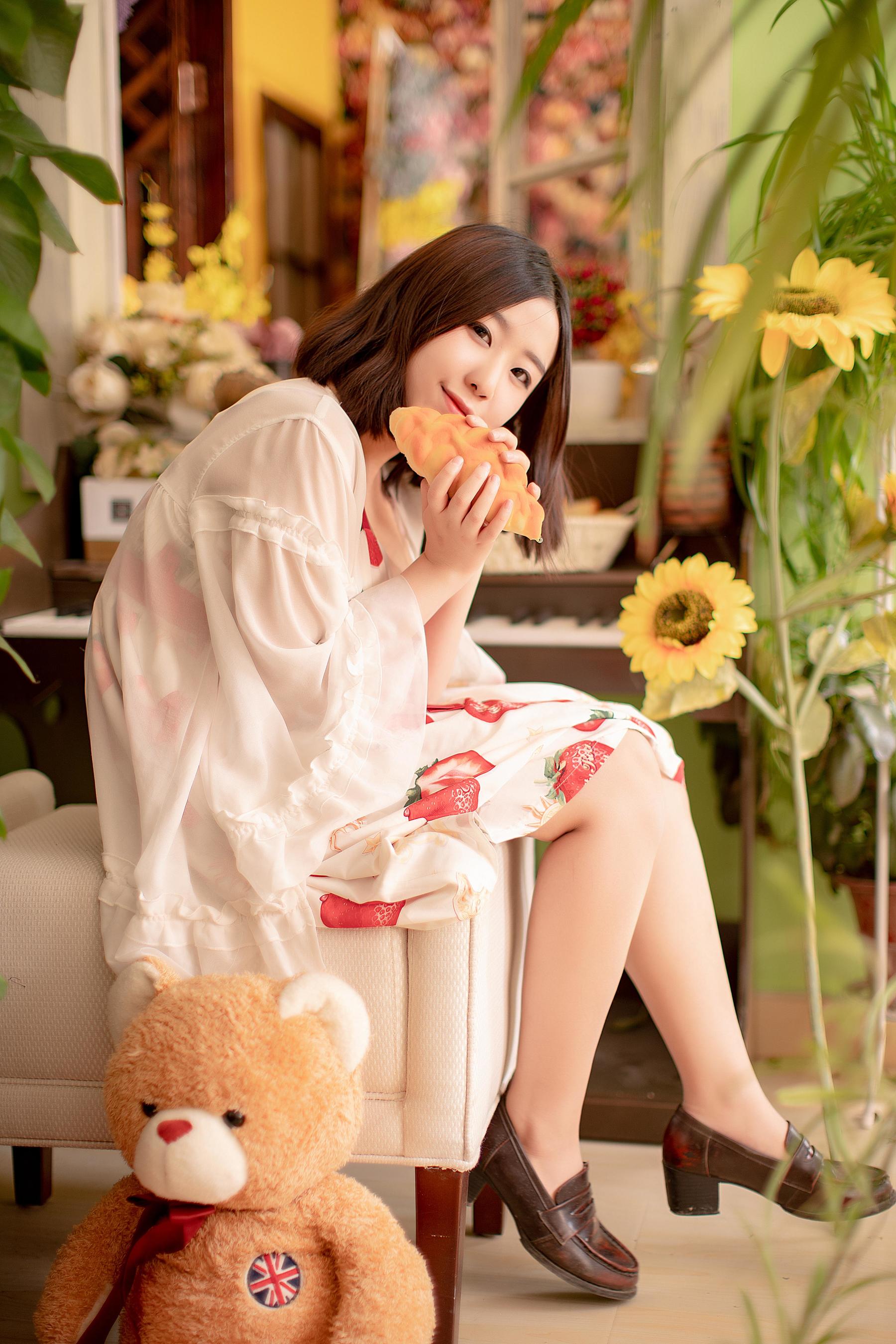 动漫博主穆零Mu0 – 小草莓 [26P]