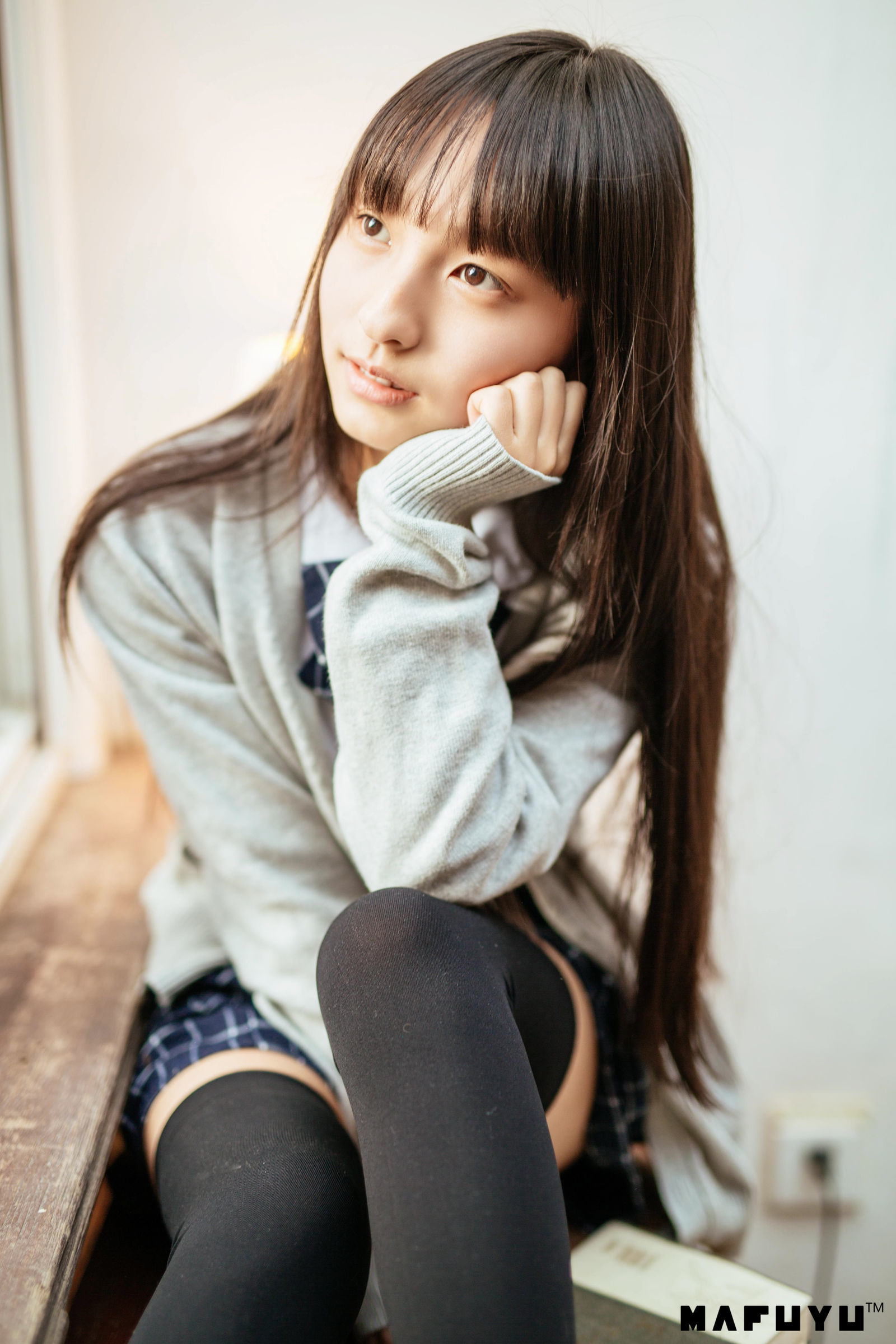 [萝莉COS] 神楽板真冬 JK学生系列套图 [47P]