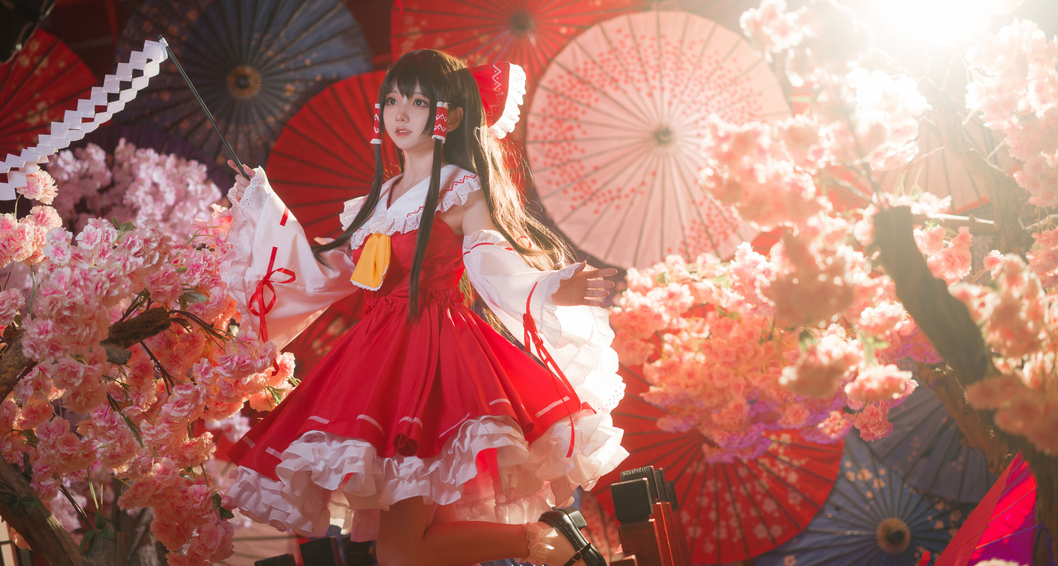 楚楚子w – 博丽灵梦 [12P]