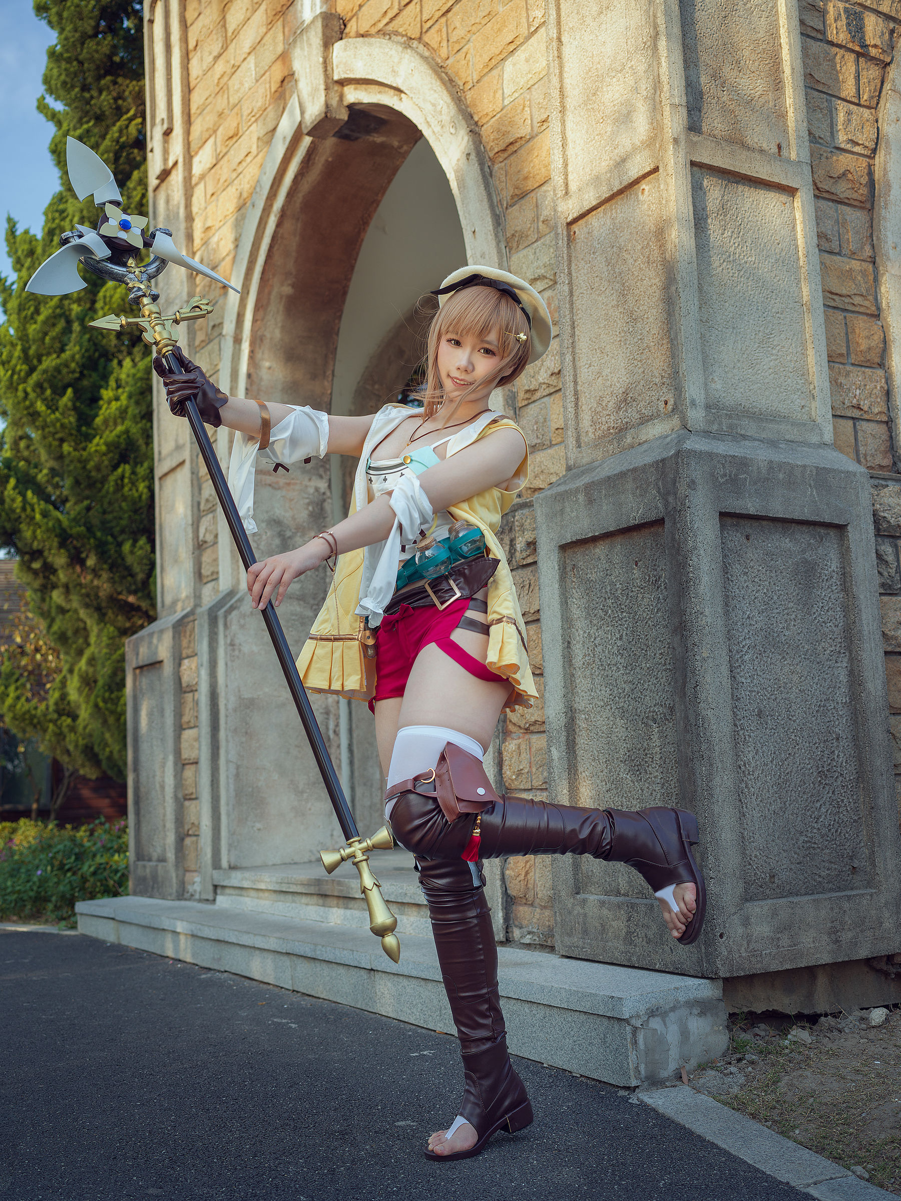 麻花麻花酱 – 莱莎 [20P]