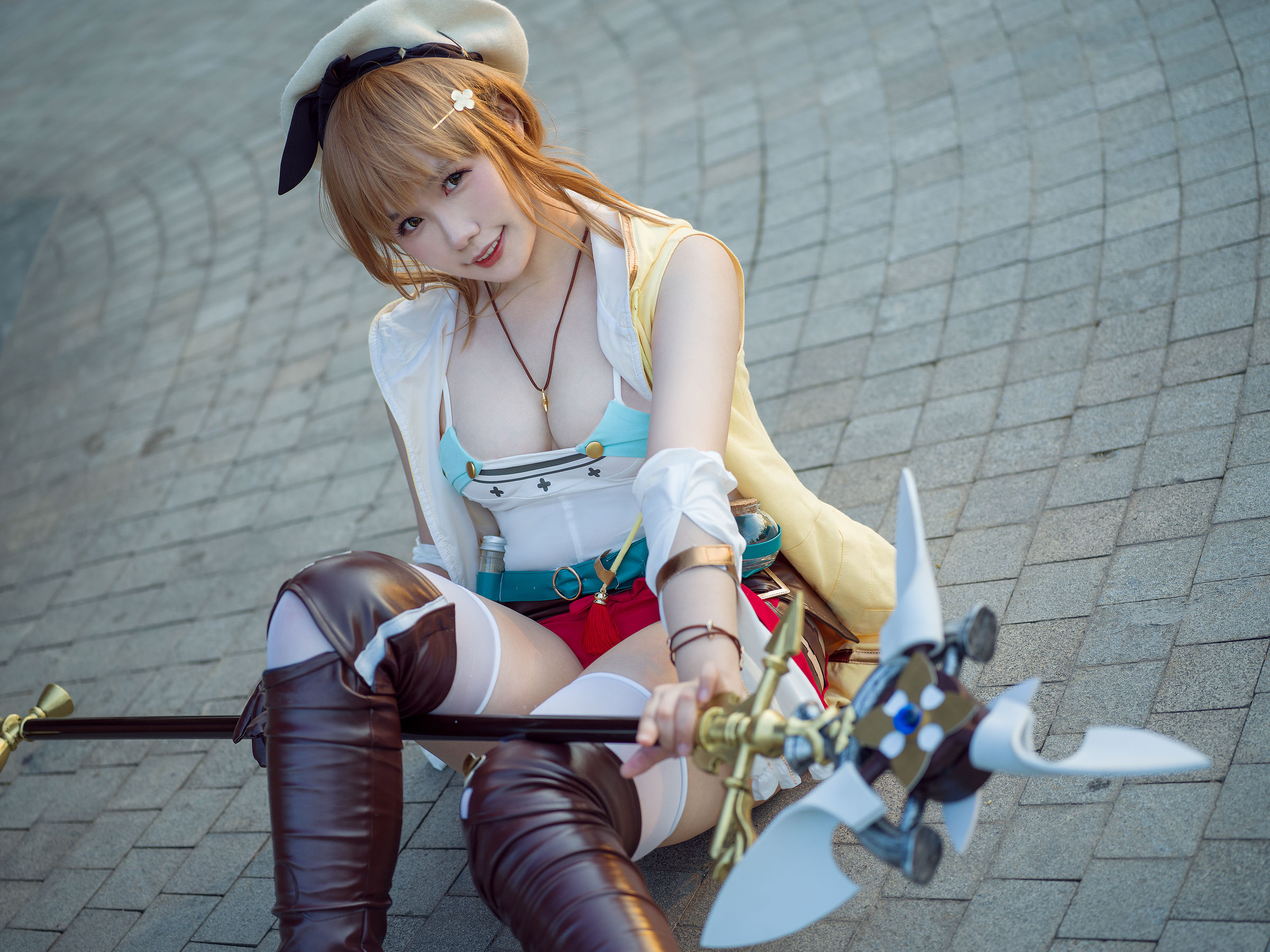 麻花麻花酱 – 莱莎 [20P]