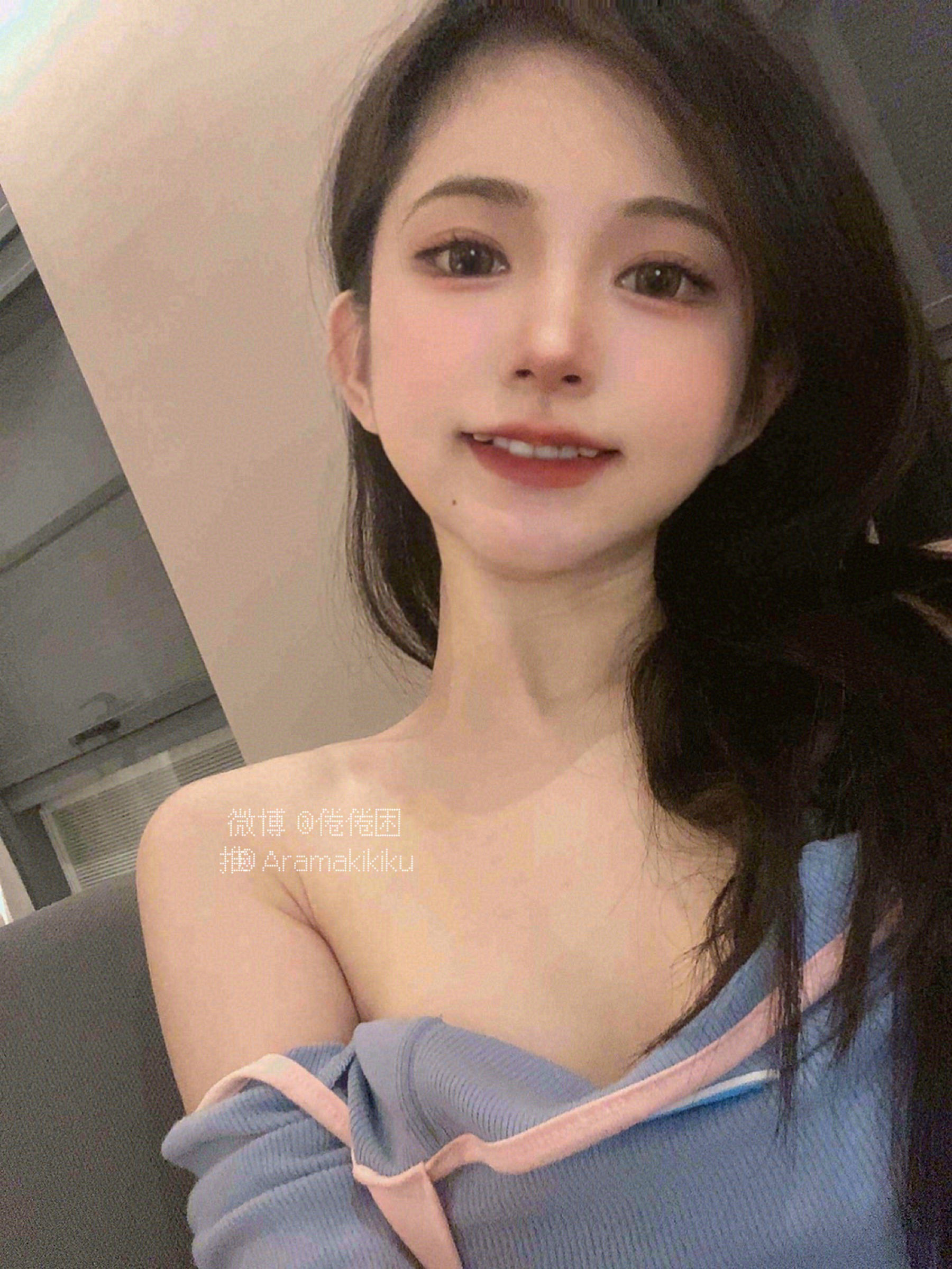 倦倦喵 – 蓝莓皮肤 [32P]