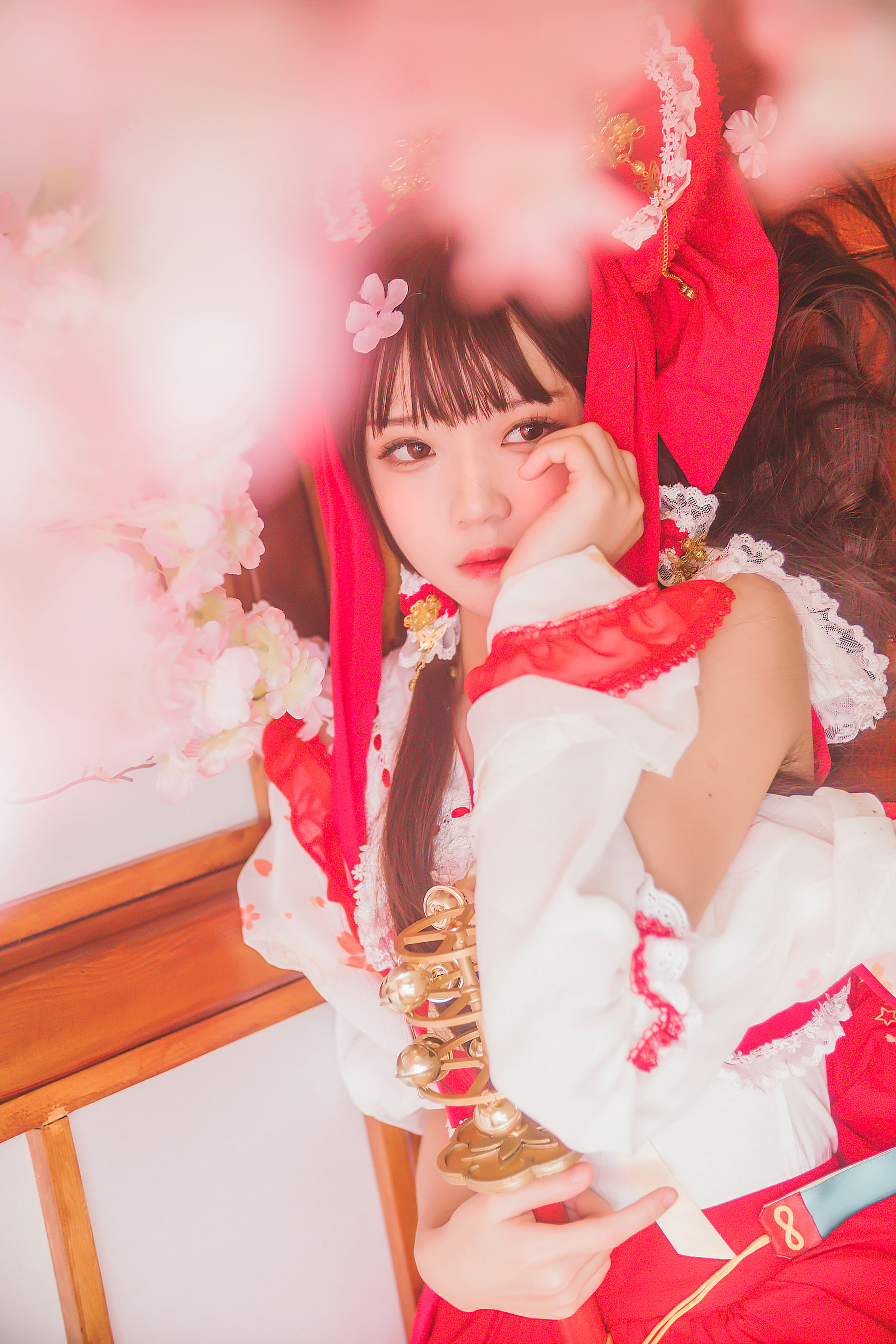 [萝莉COS] 疯猫ss《灵梦》 [40P]