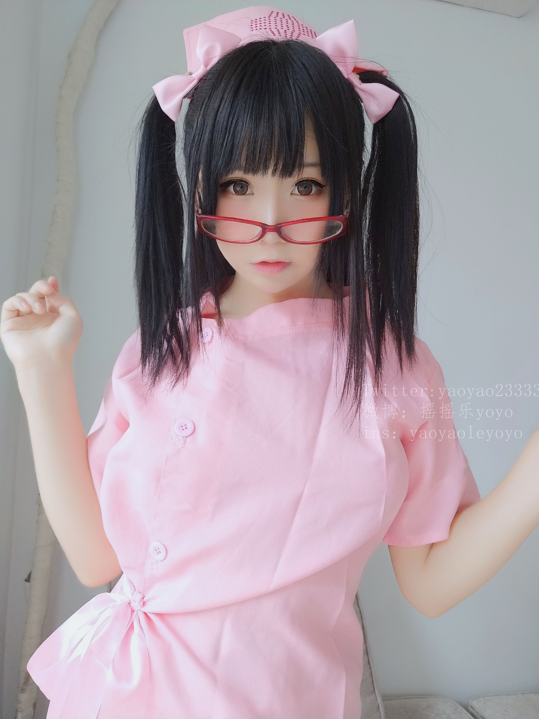 萌妹子Coser摇摇乐yoyo 可爱粉色护士 [101P]