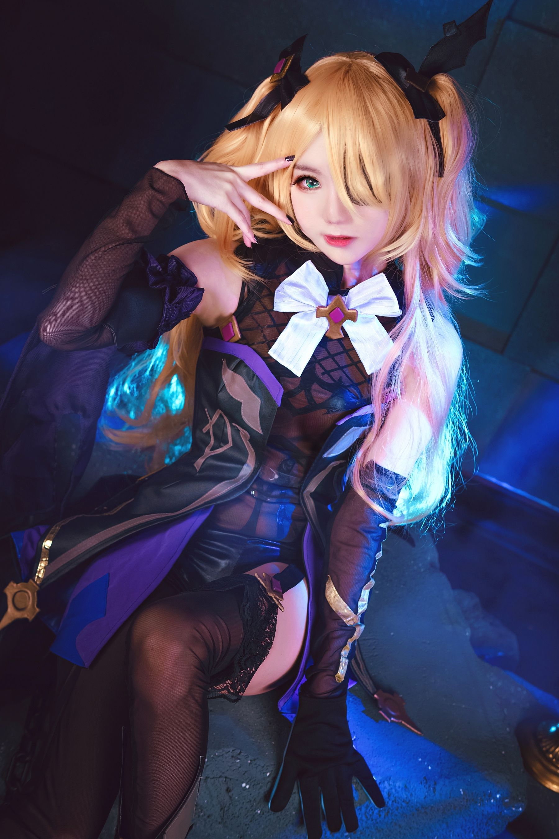 Sally Dorasnow – Fischl [31P]