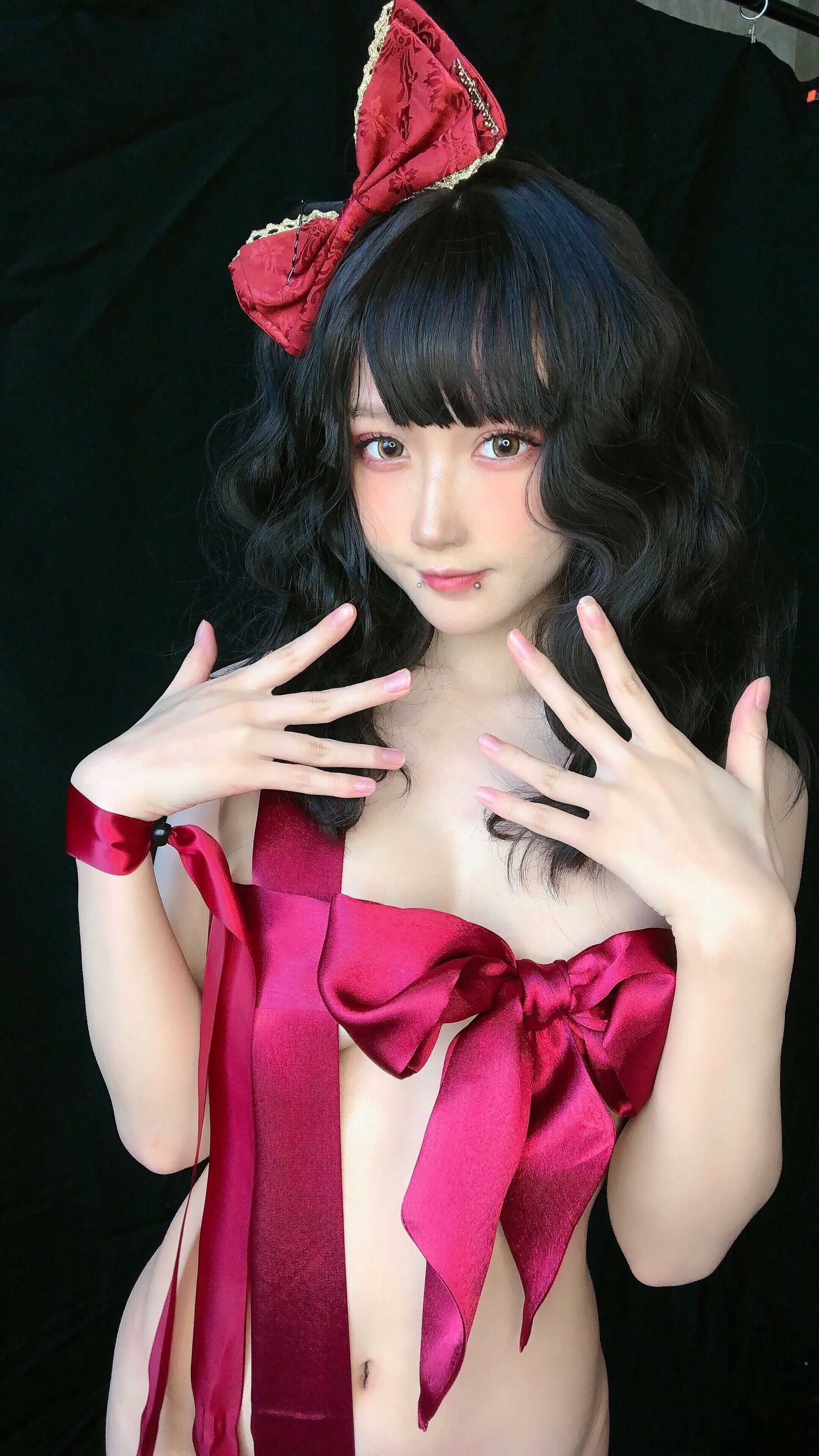 动漫博主阿包也是兔娘 – 七夕礼物盒 [24P]