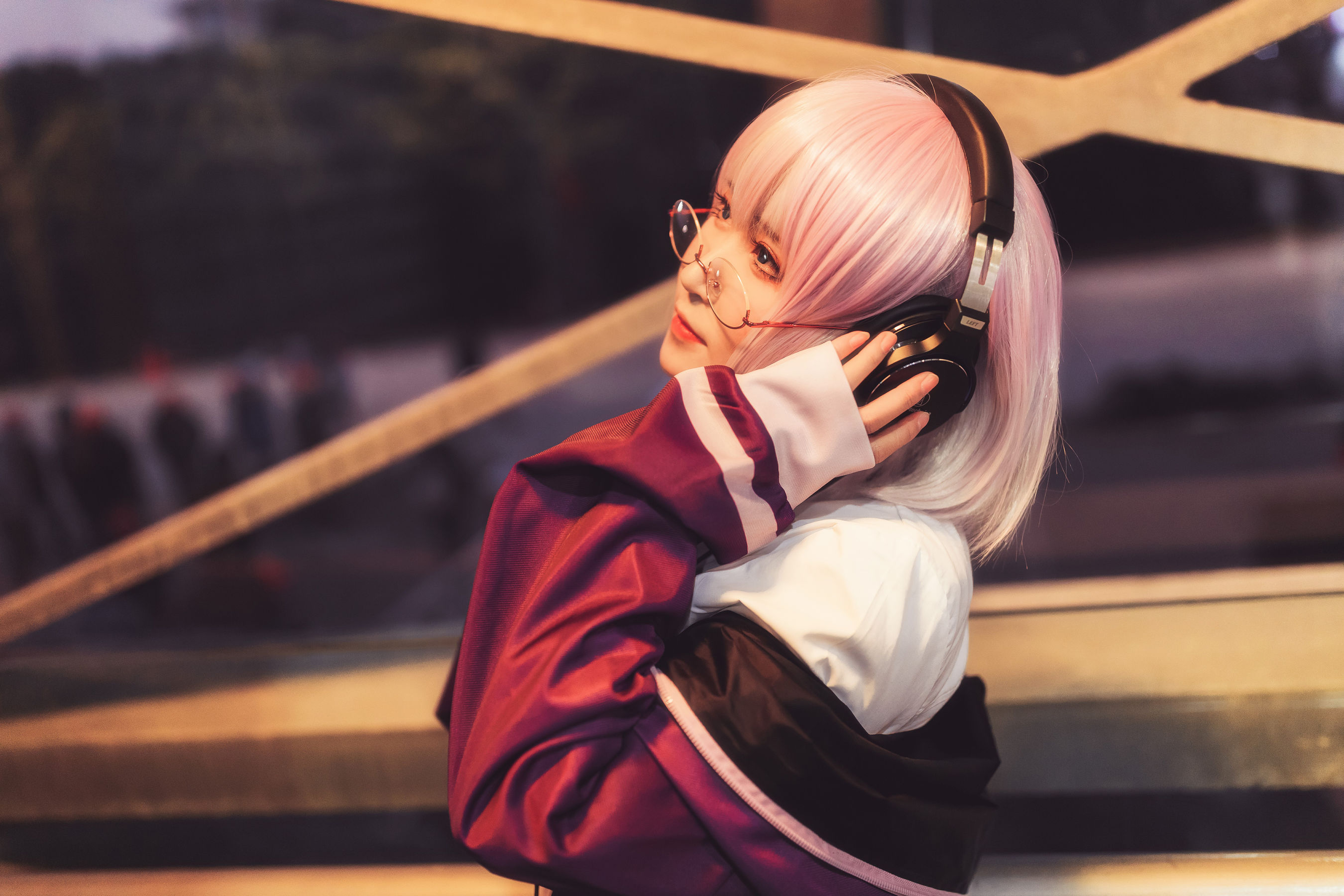 微博妹子三度_69 – 电光超人古立特 [9P]