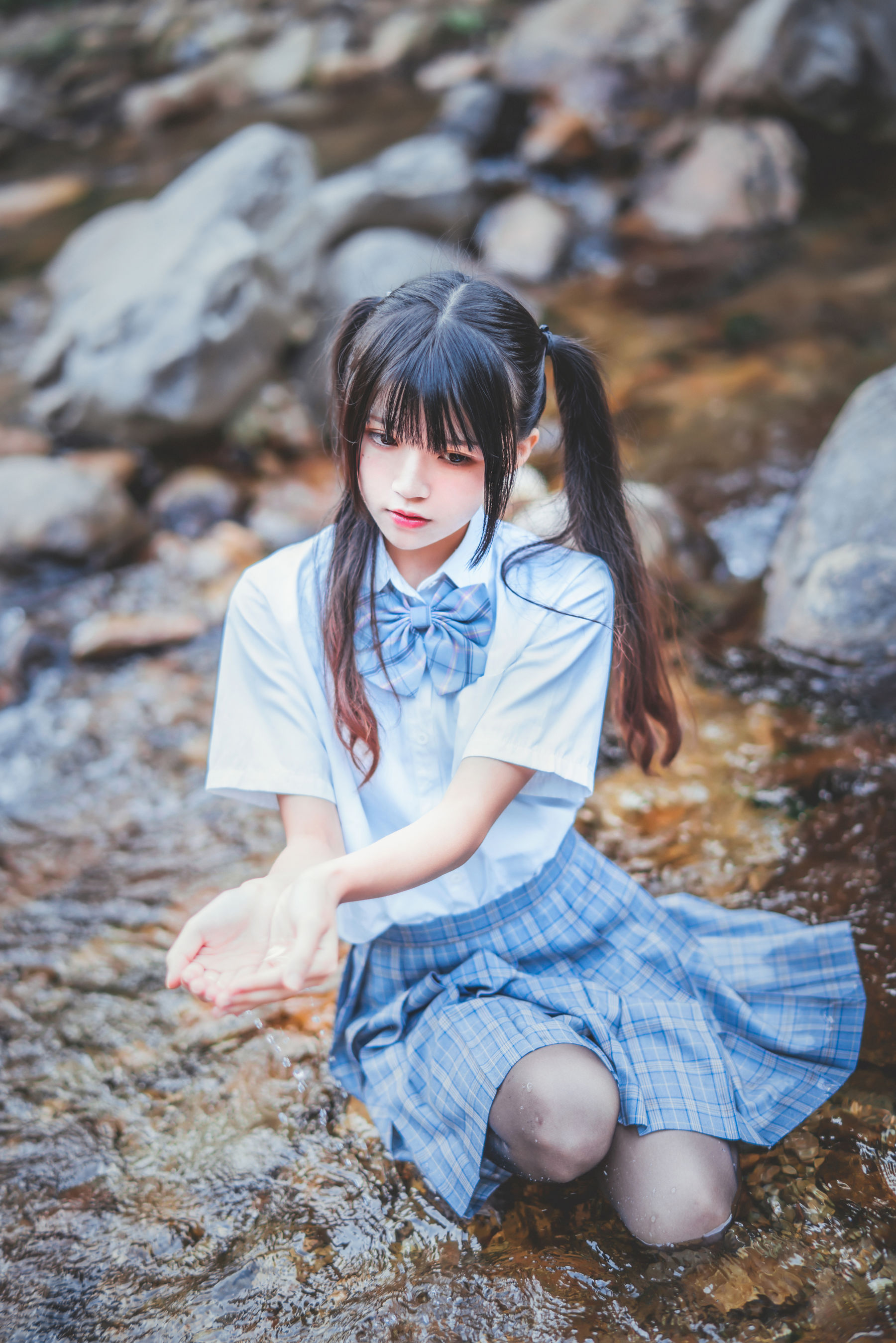 [萝莉COS] 桜桃喵《校服少女COSPLAY湿身系列》 [75P]