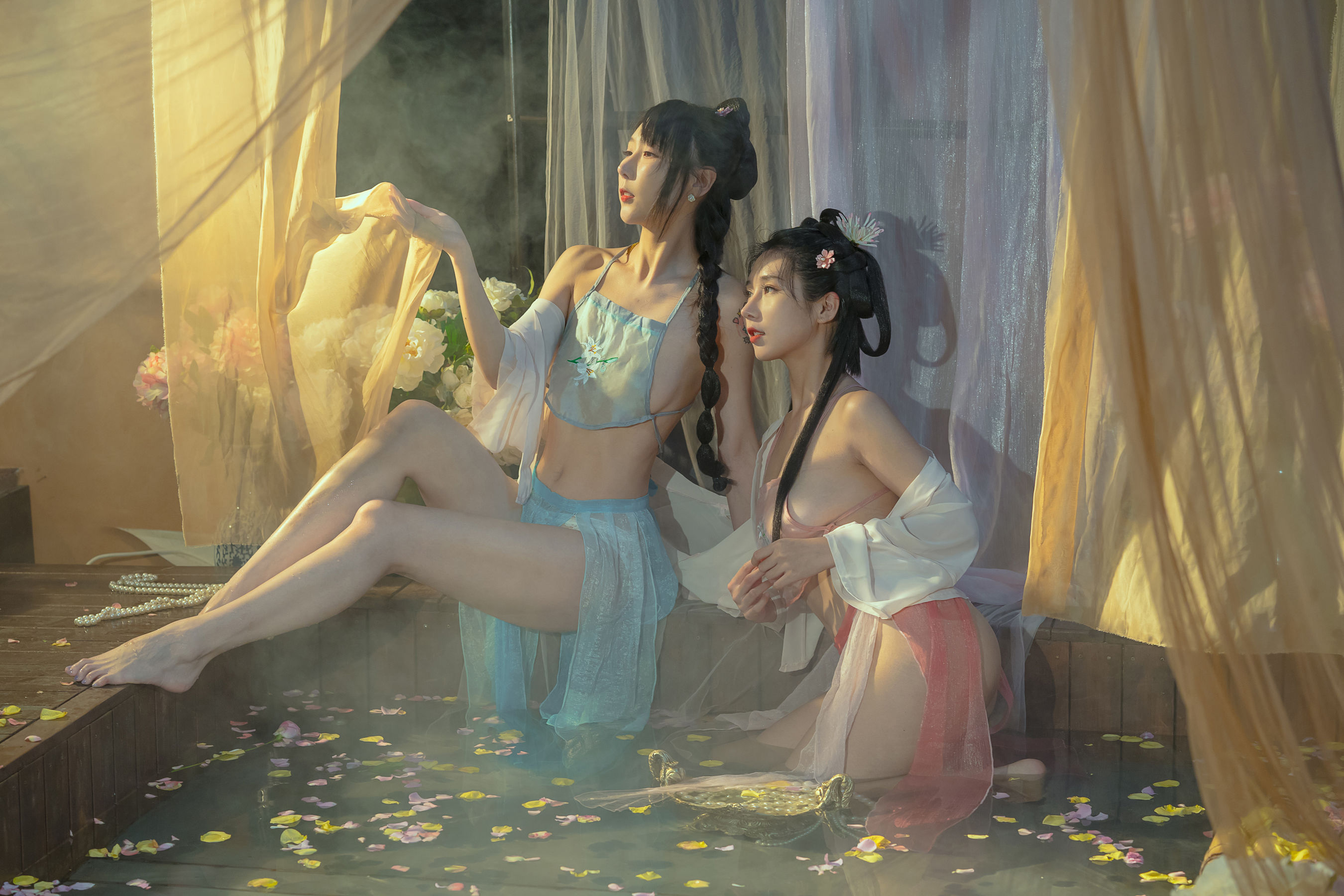 云溪溪 – 奶桃 水池 [42P]