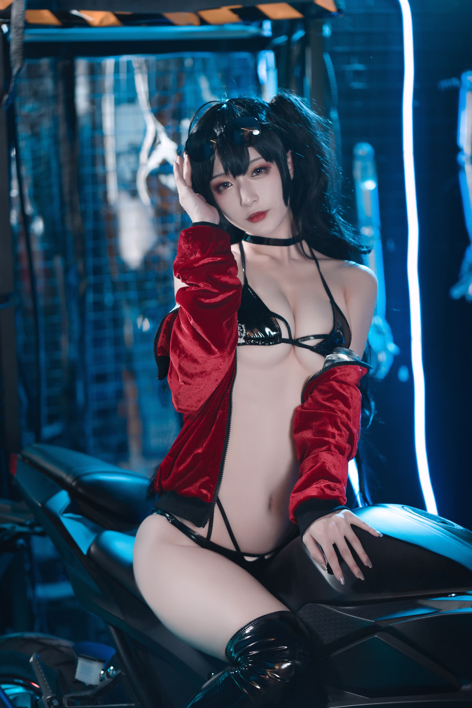 动漫博主铁板烧鬼舞w – 大凤机车 [30P]