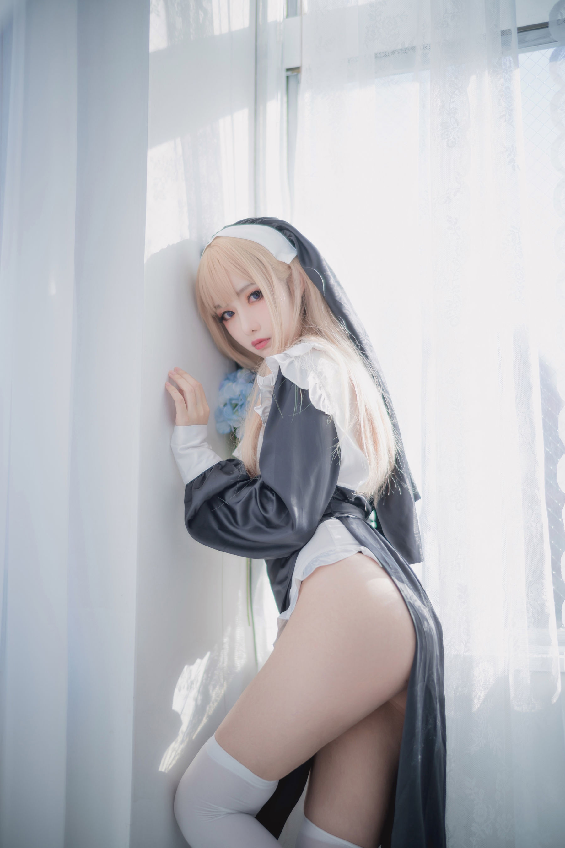 Shika小鹿鹿 – 修女 [16P]