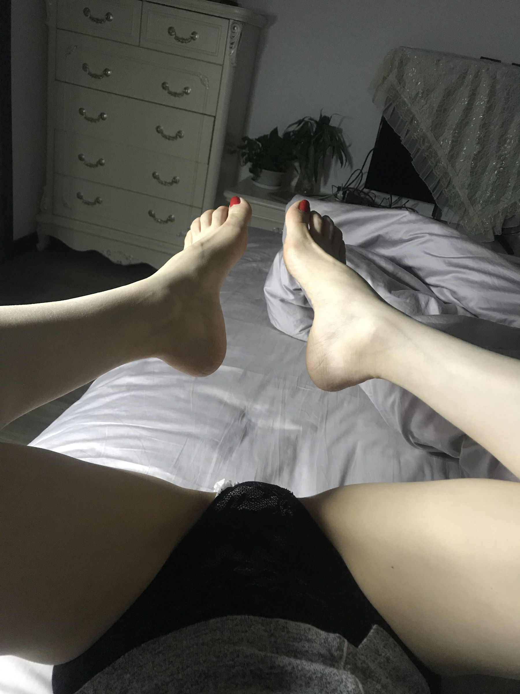 丝足博主麋鹿_Monroe 2020.03.28 丝袜集锦 [26P]