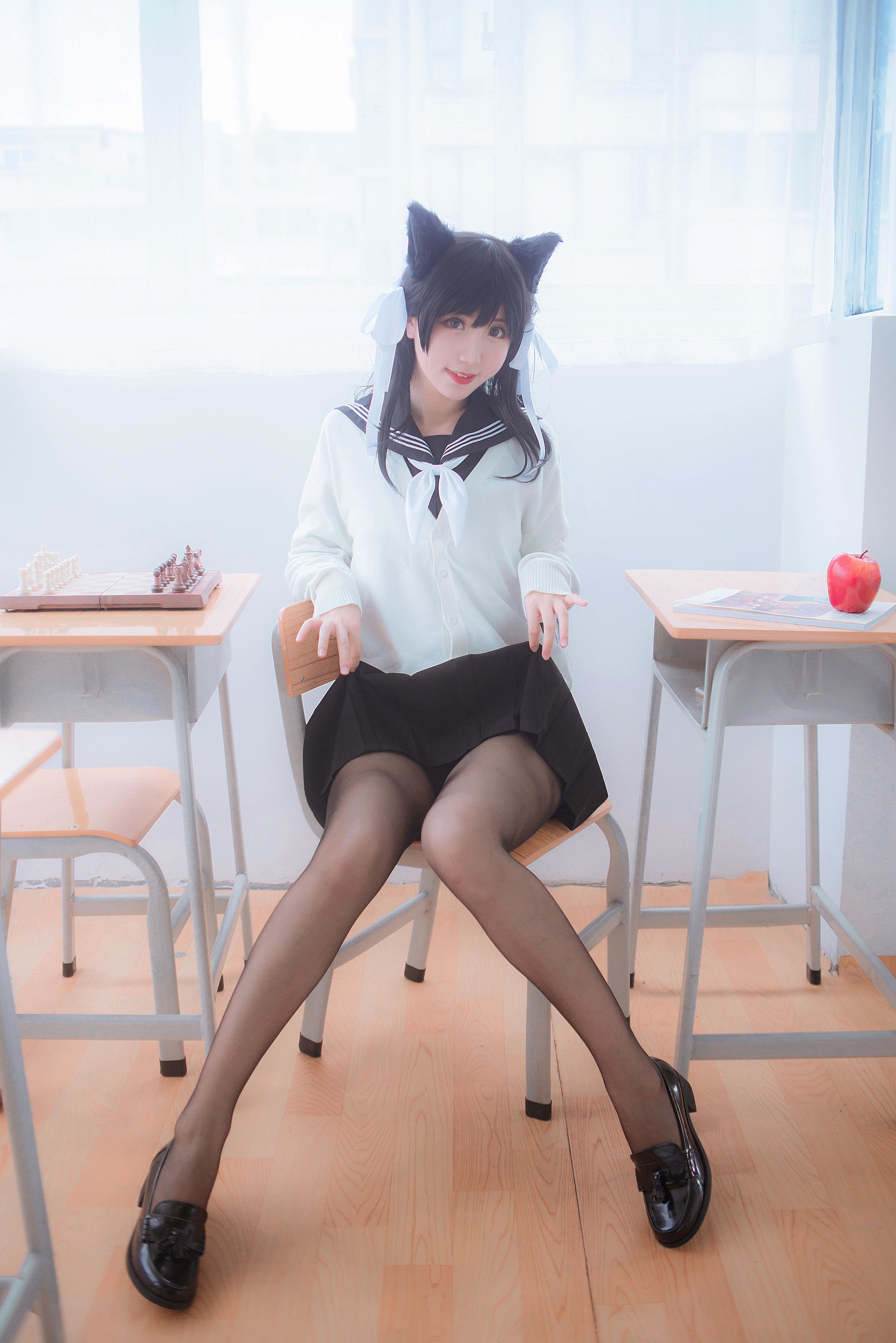 人气Coser黑川 獒犬制服 [30P]