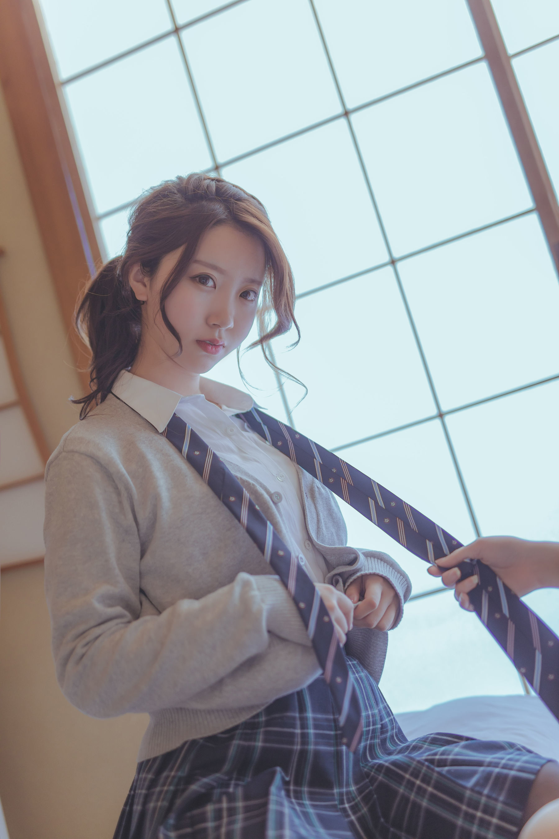 [萝莉COS] 黑川 – JK百合 [20P]