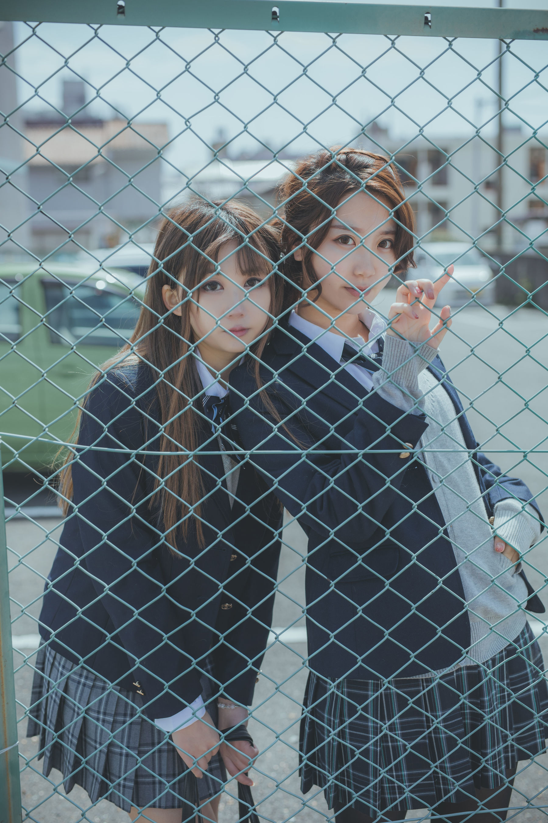 [萝莉COS] 黑川 – JK百合 [20P]