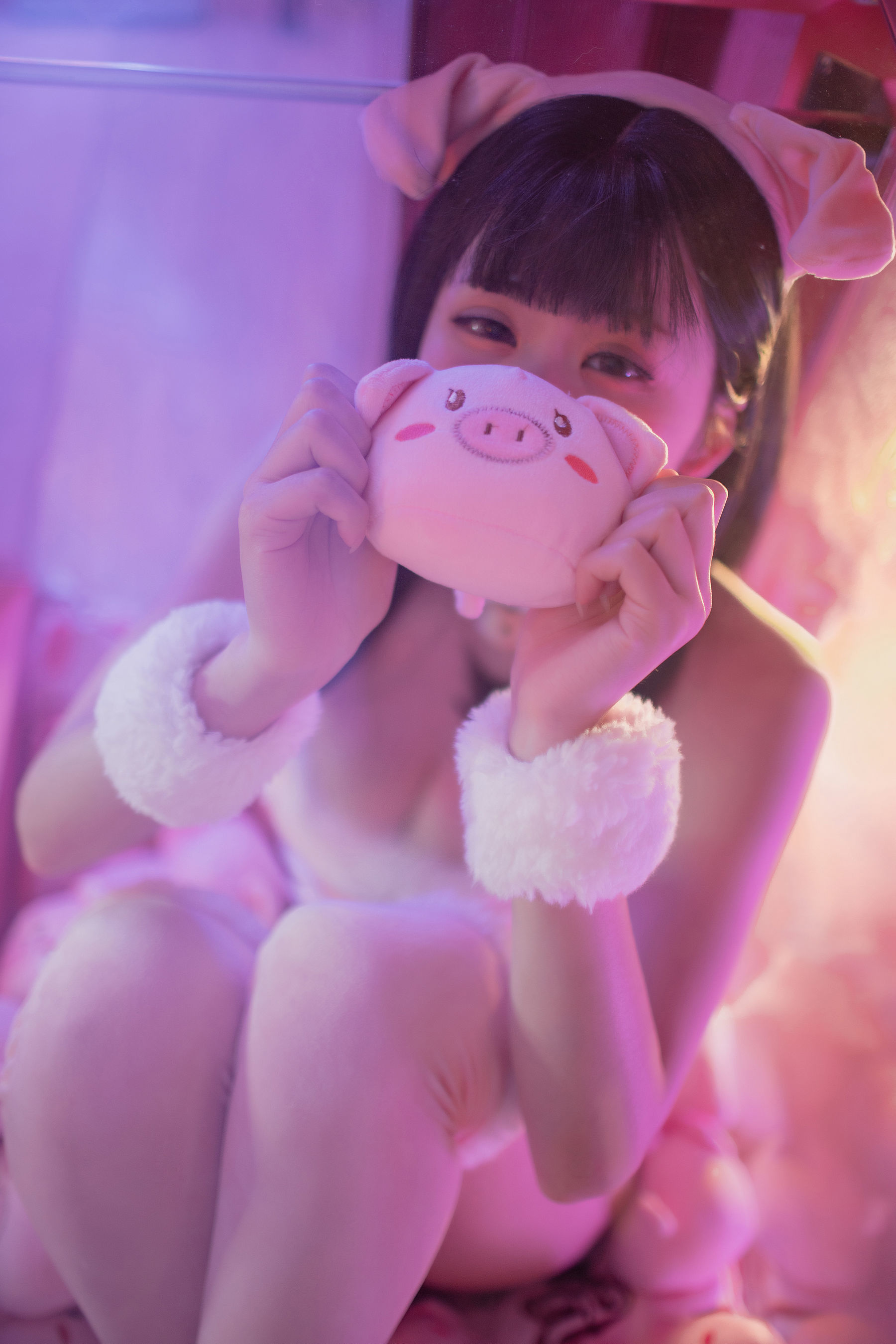 动漫博主爱老师_PhD 2018新年猪猪 [20P]