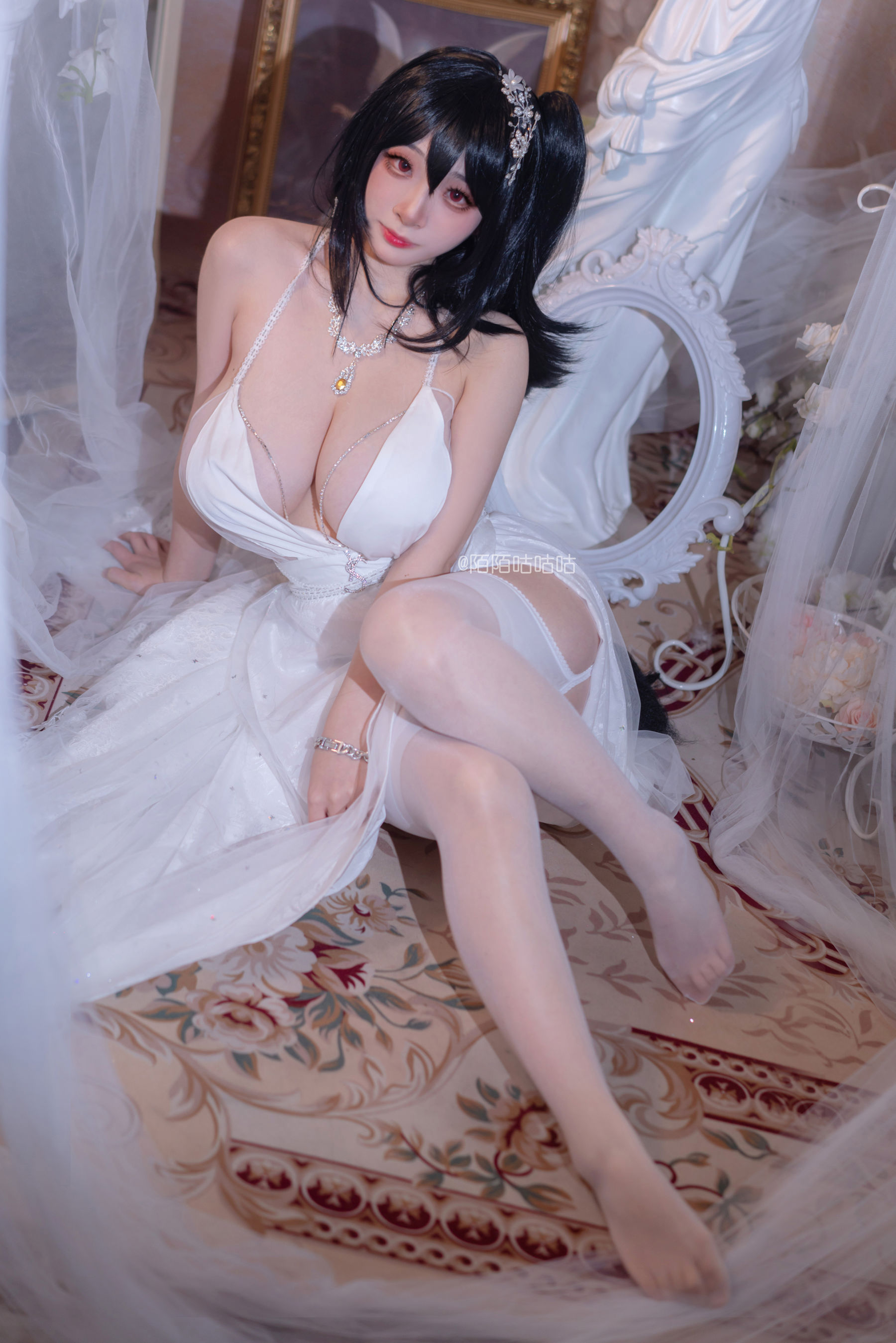 Cosplay美女韶陌陌 – 大凤 婚纱 [18P]