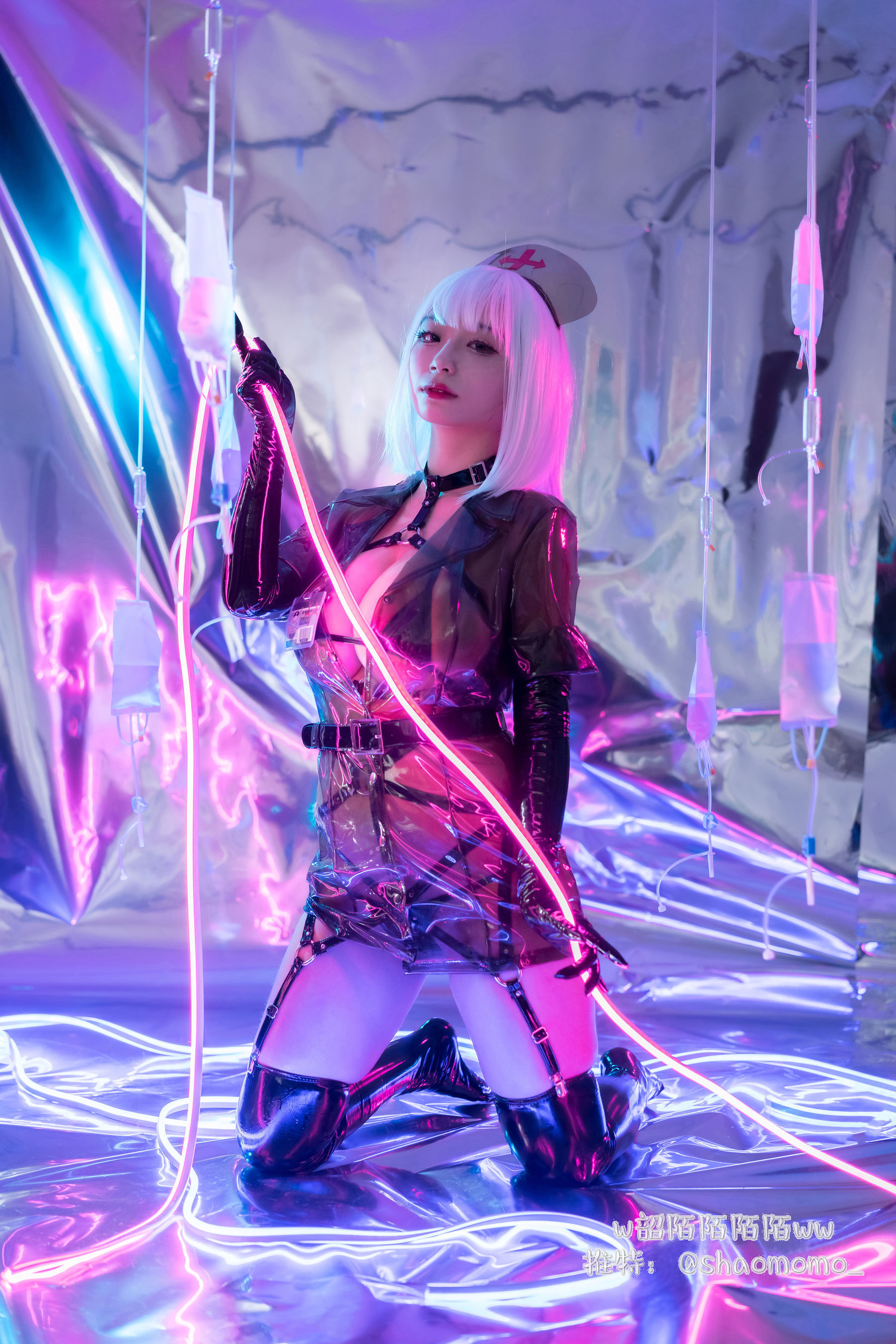 Cosplay美女韶陌陌 – 透明护士 [36P]