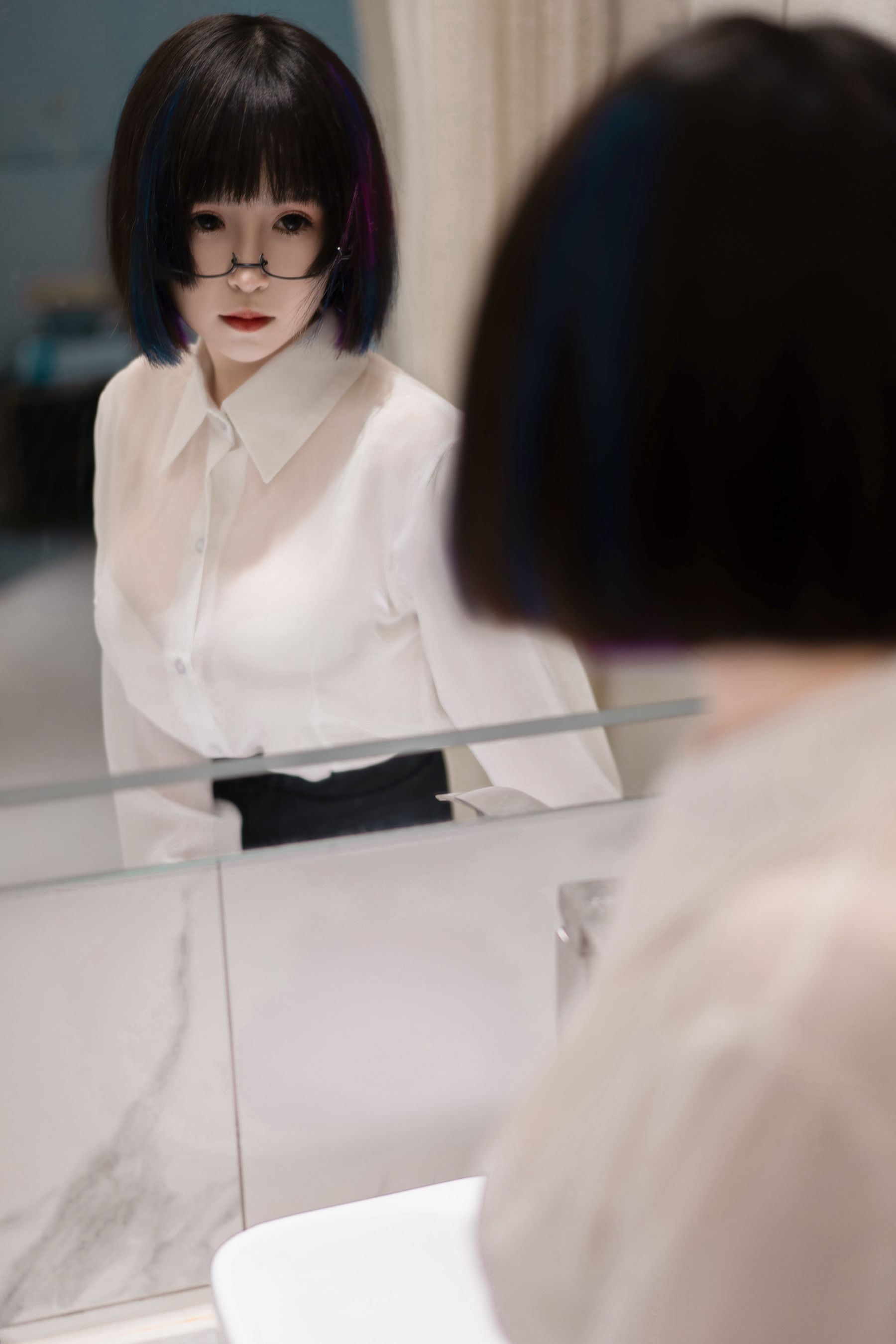 美少女晕崽 – 迷情小秘 [36P]