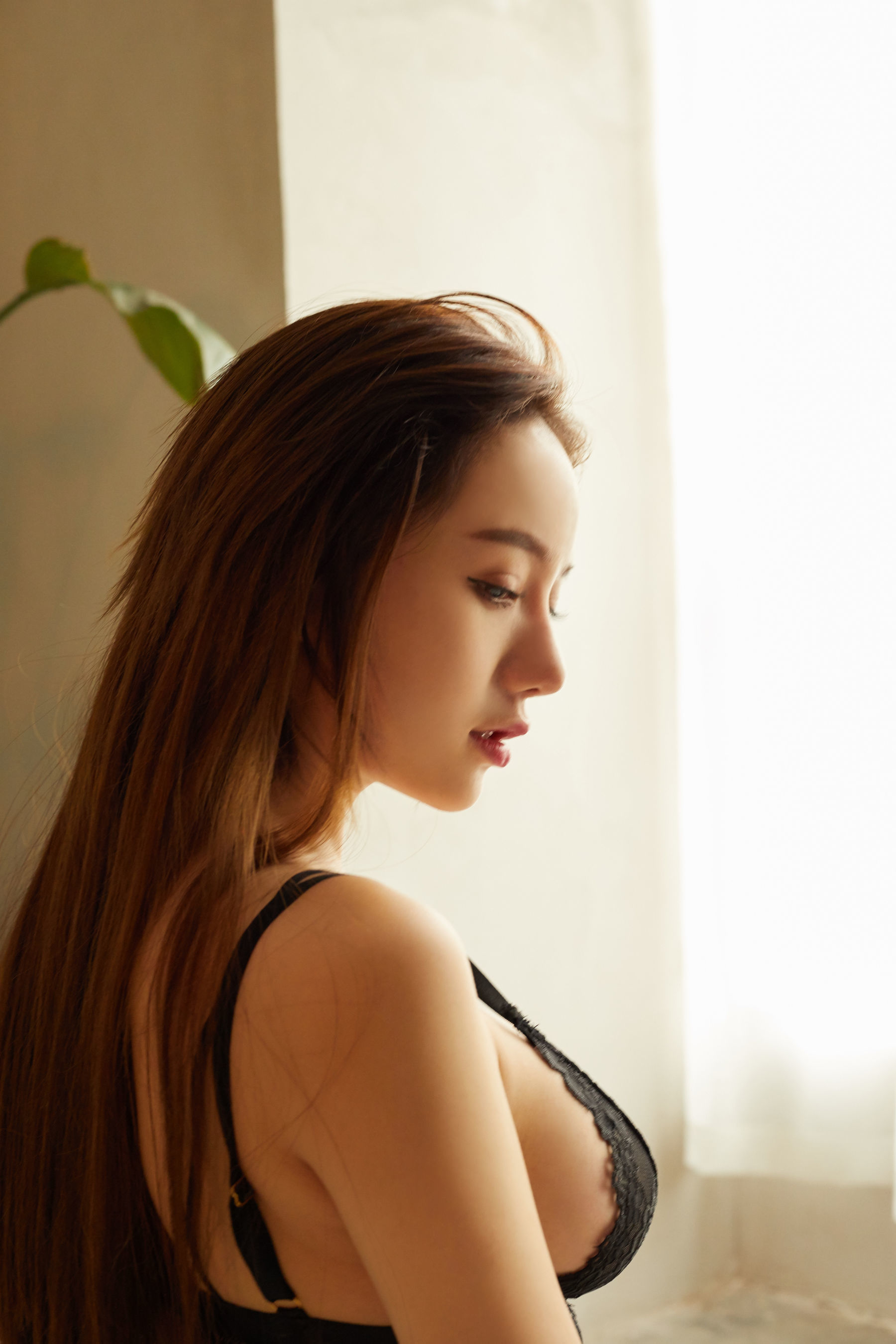 [萝莉COS] 洛丽塔大哥 – 黑色私房 [22P]