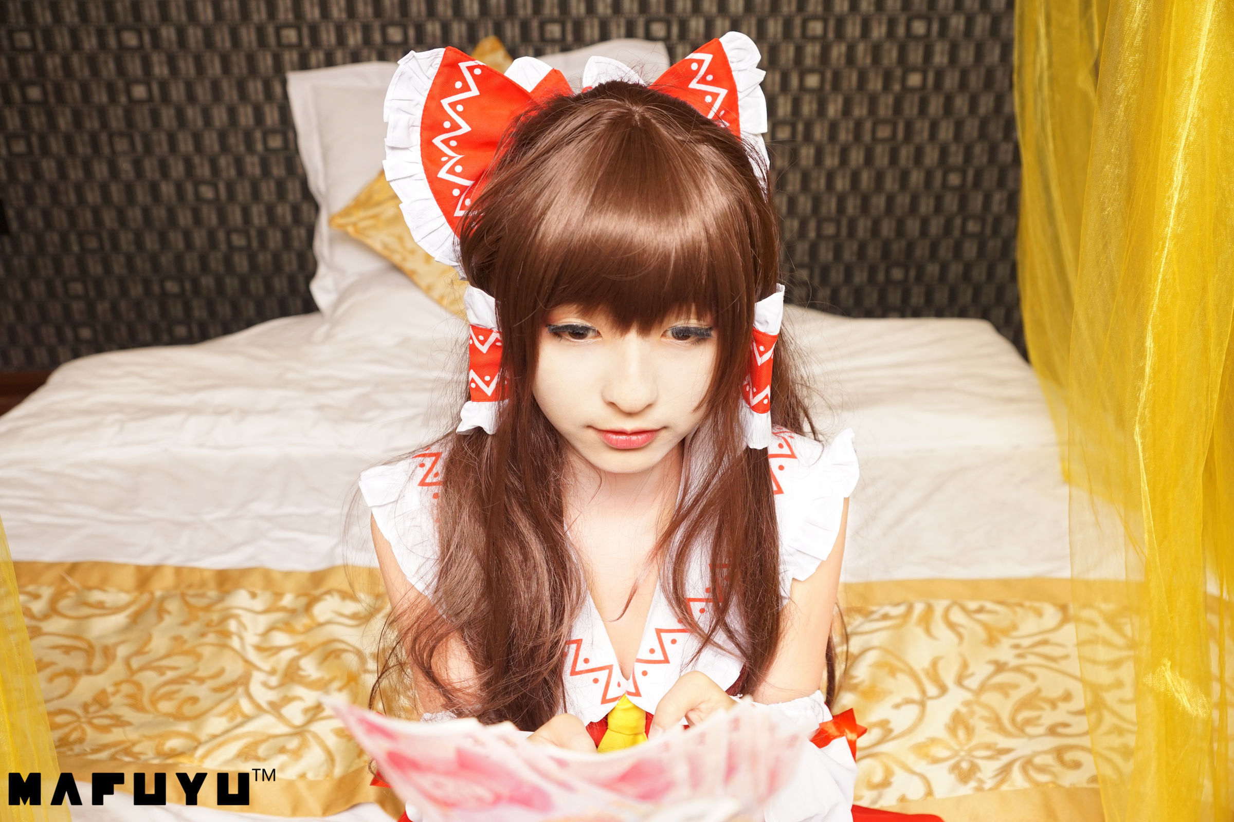 [萝莉COS] 神楽板真冬 COS Reimu猫娘系列套图 [100P]