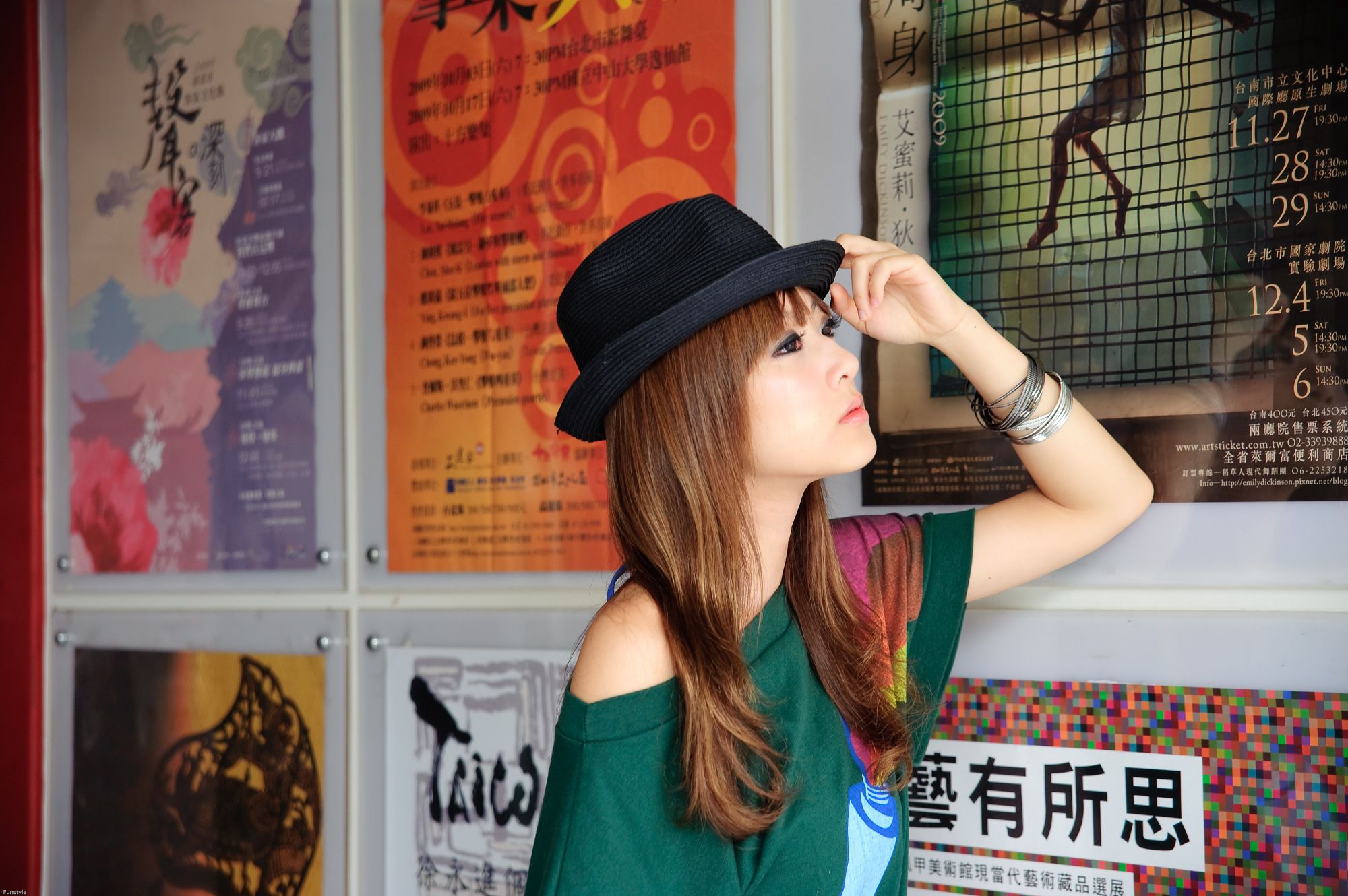 果子Mikako、Minako《台大外拍》第1部 [68P]