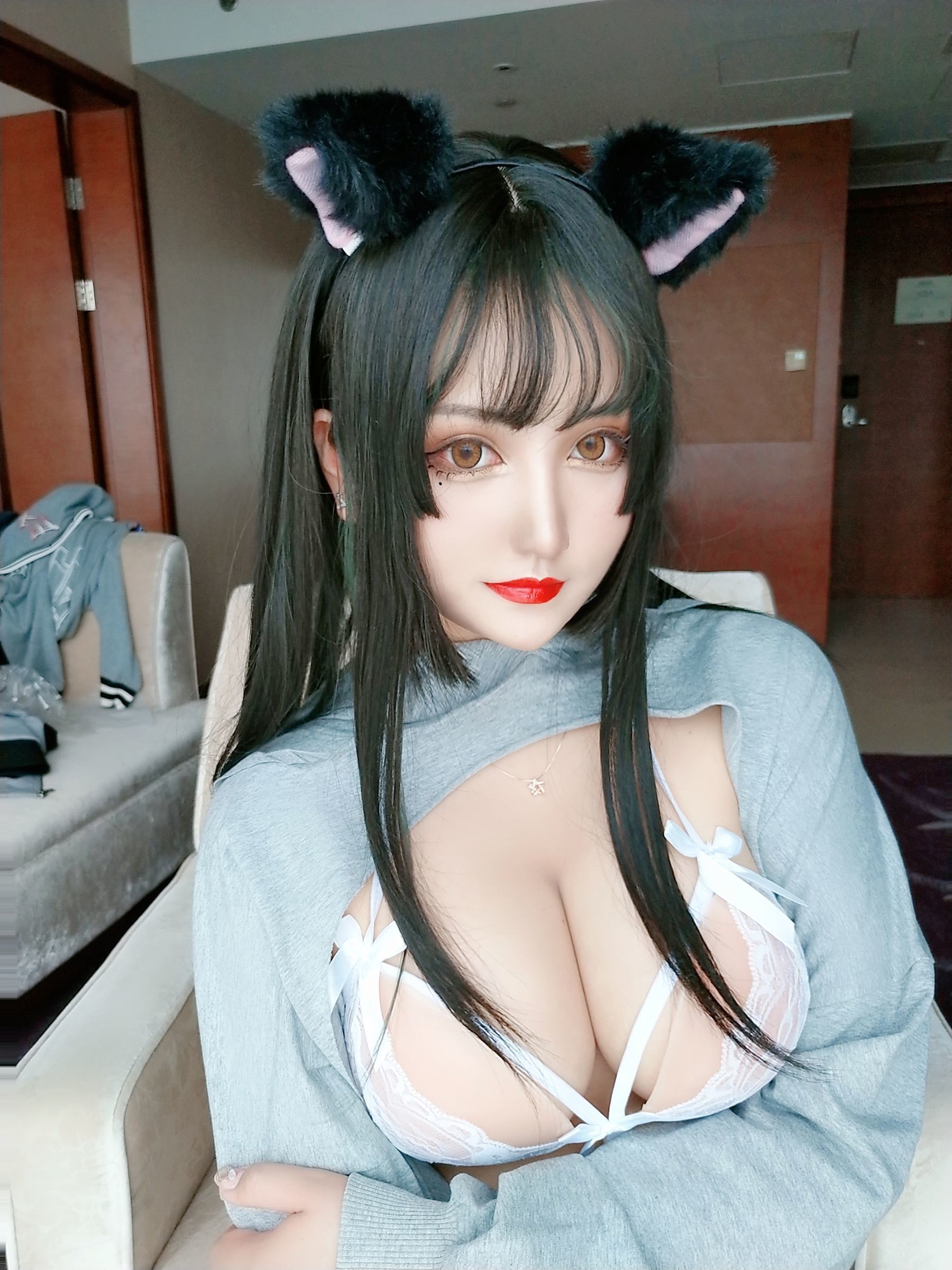 夏鸽鸽不想起床 猫耳 [49P]