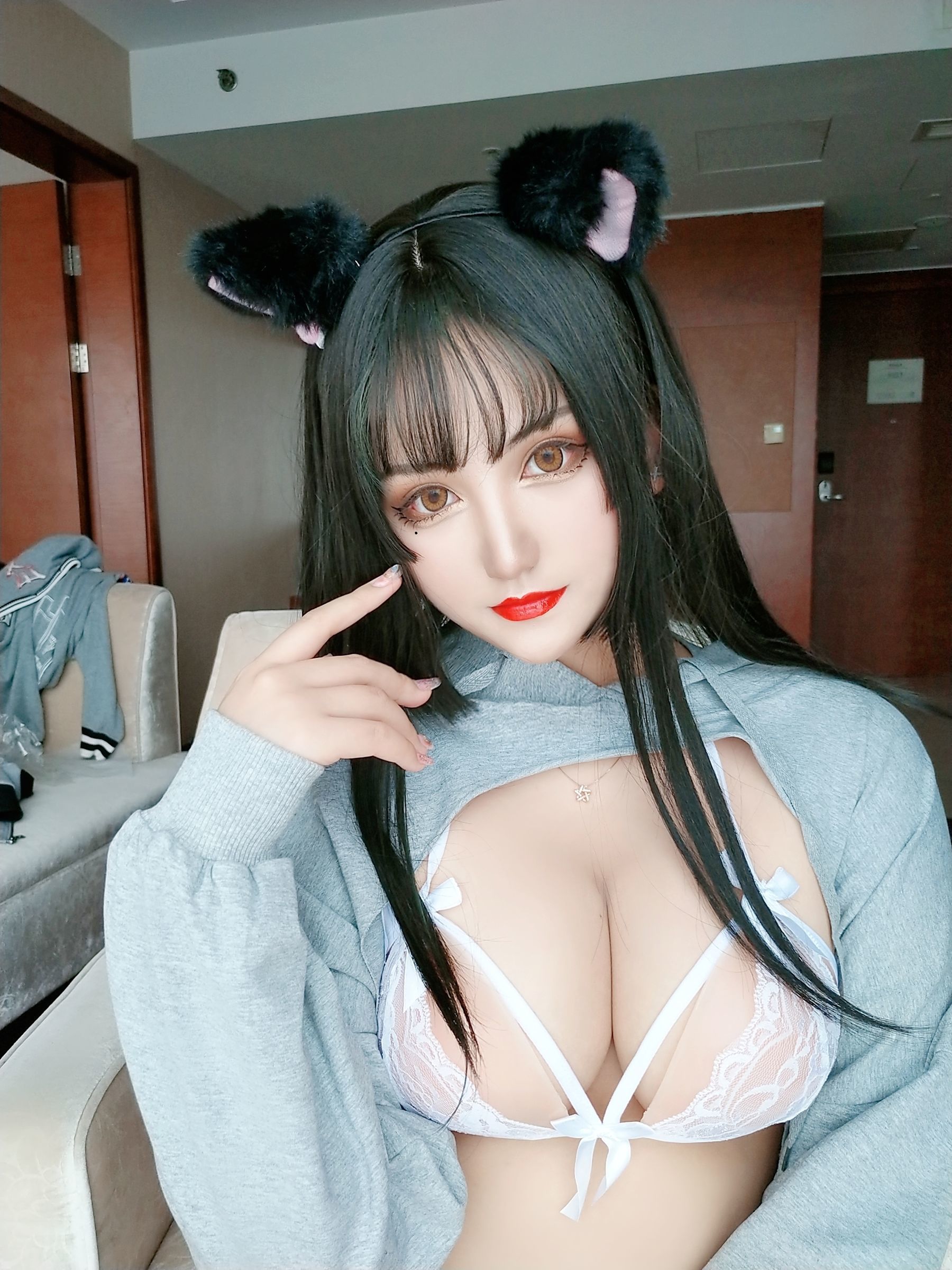 夏鸽鸽不想起床 猫耳 [49P]