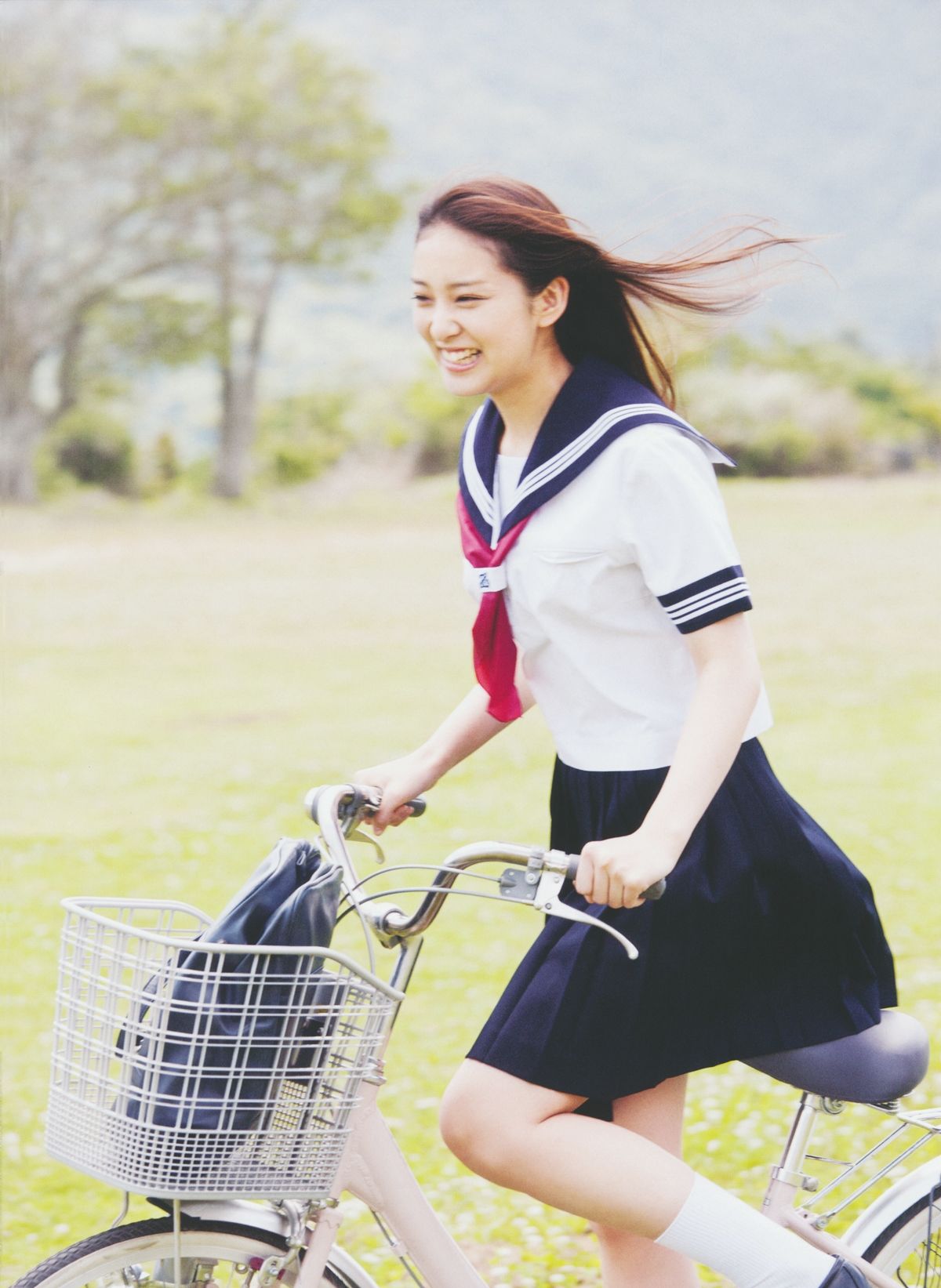 武井咲 《PLUMERIA》 摄影：桥本雅司 [96P]