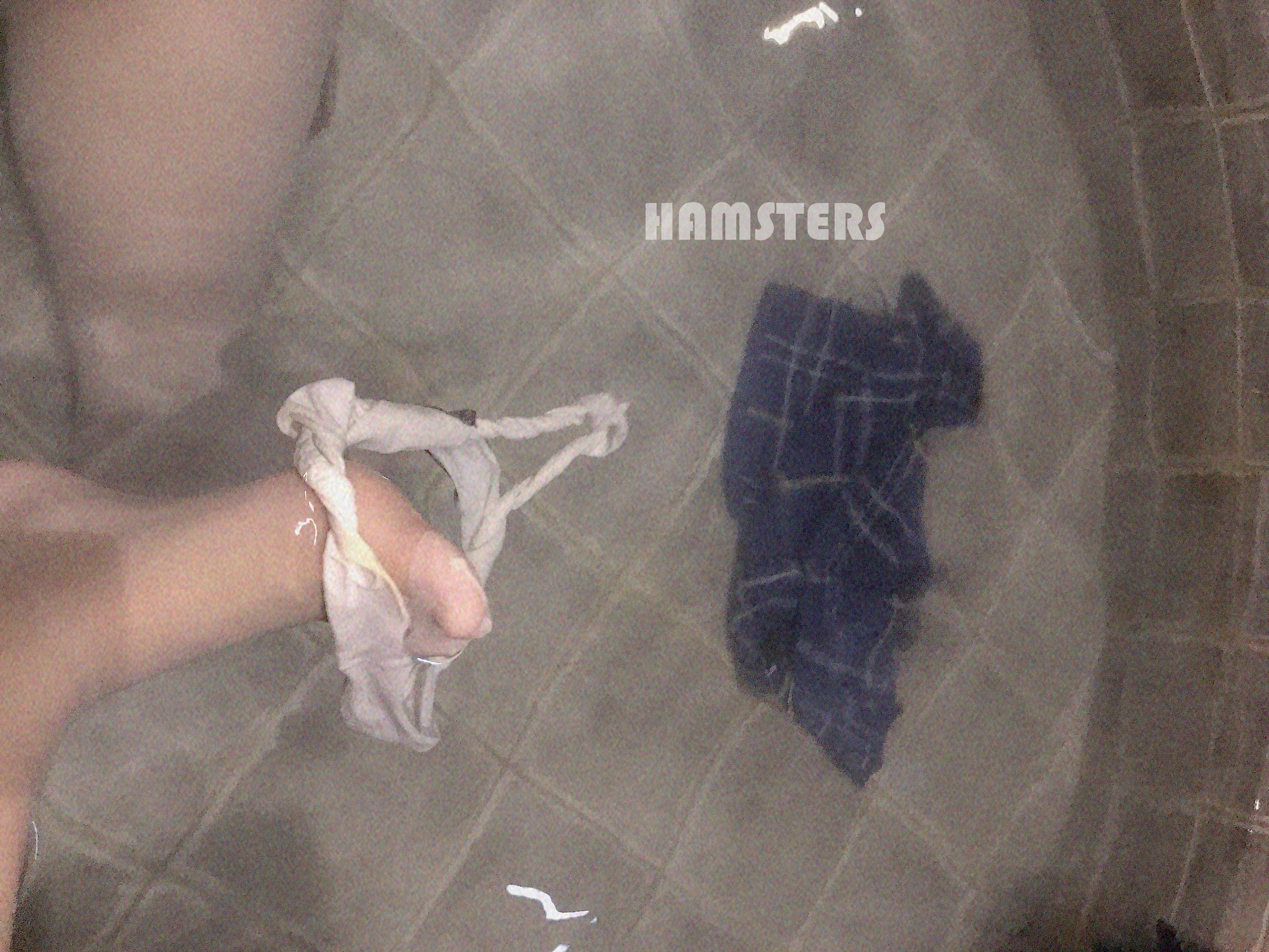 COS妹子仓鼠姬 – 白丝沐浴 [41P]