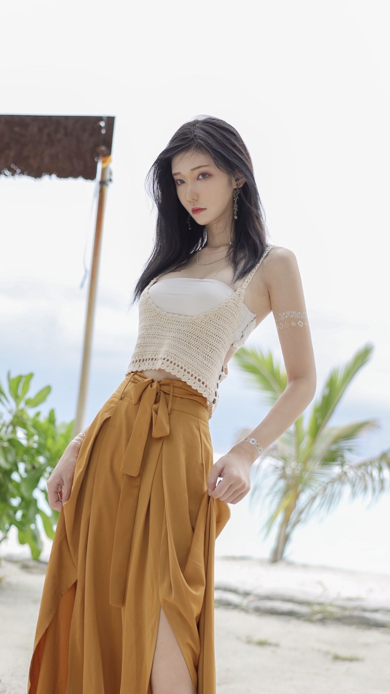 动漫博主南桃Momoko – 黄裤 [10P]