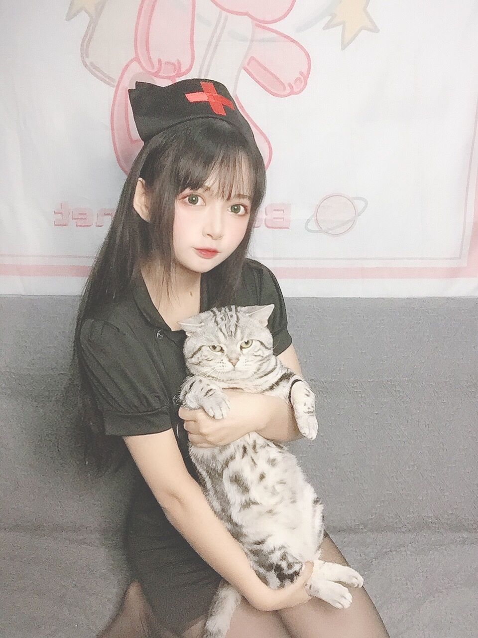 大眼萌妹黑猫猫OvO – 护士喵 [19P]