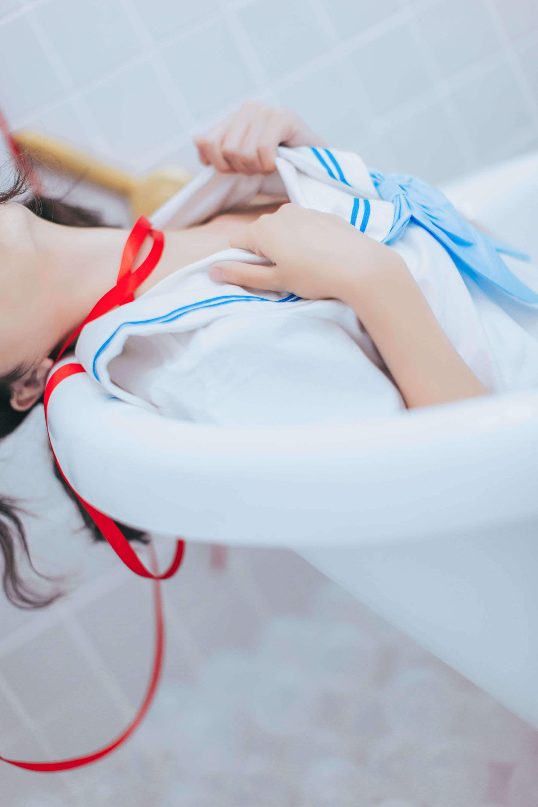 [Cosplay写真] 疯猫ss – 浴室JK [21P]