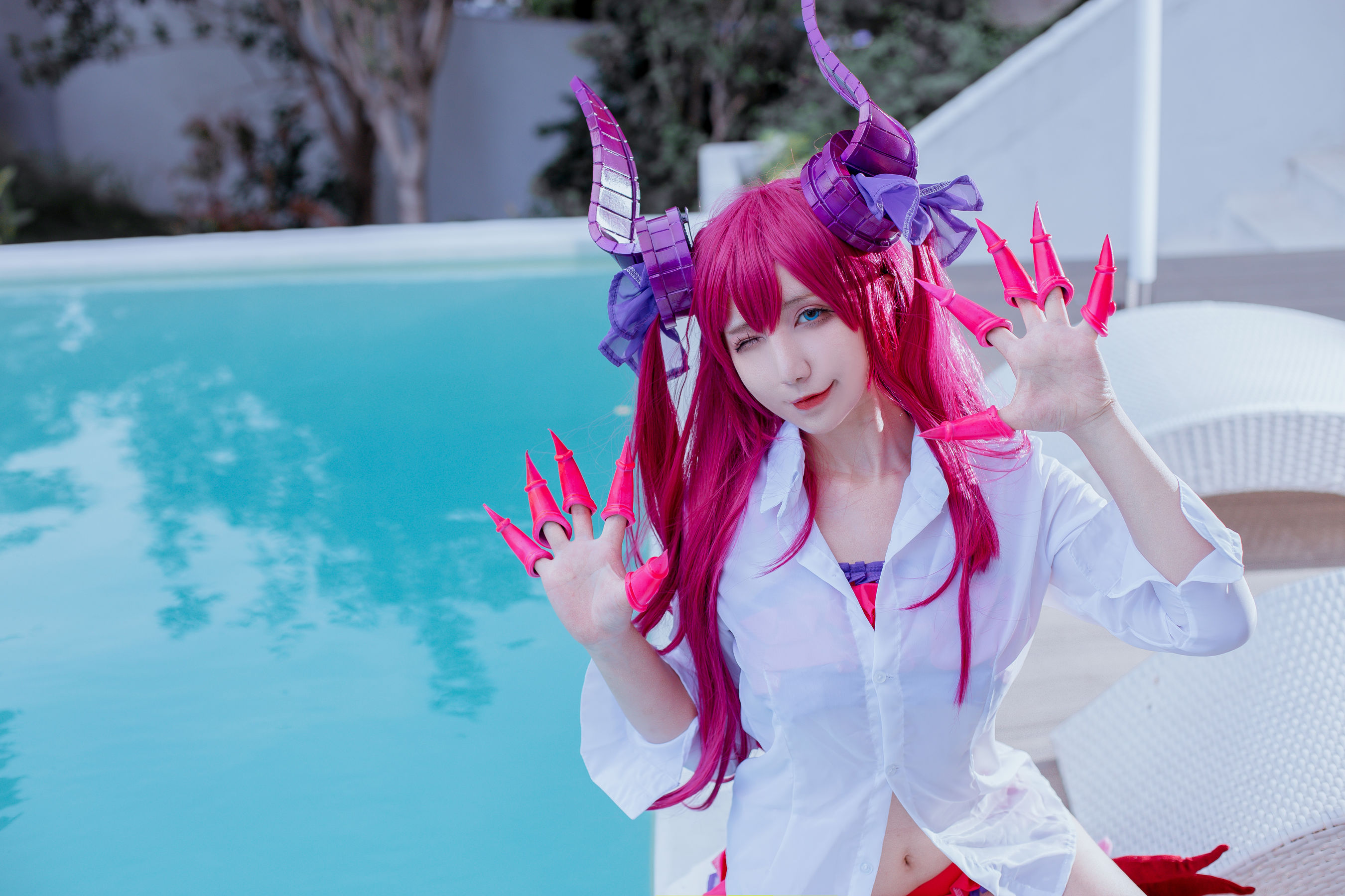 动漫博主九曲Jean – 龙娘泳装 [14P]